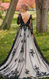Non Traditional Gothic Black and White Boho Lace Wedding Dress Flowy Forest Sleeved Backless Bridal Gown with Court Train