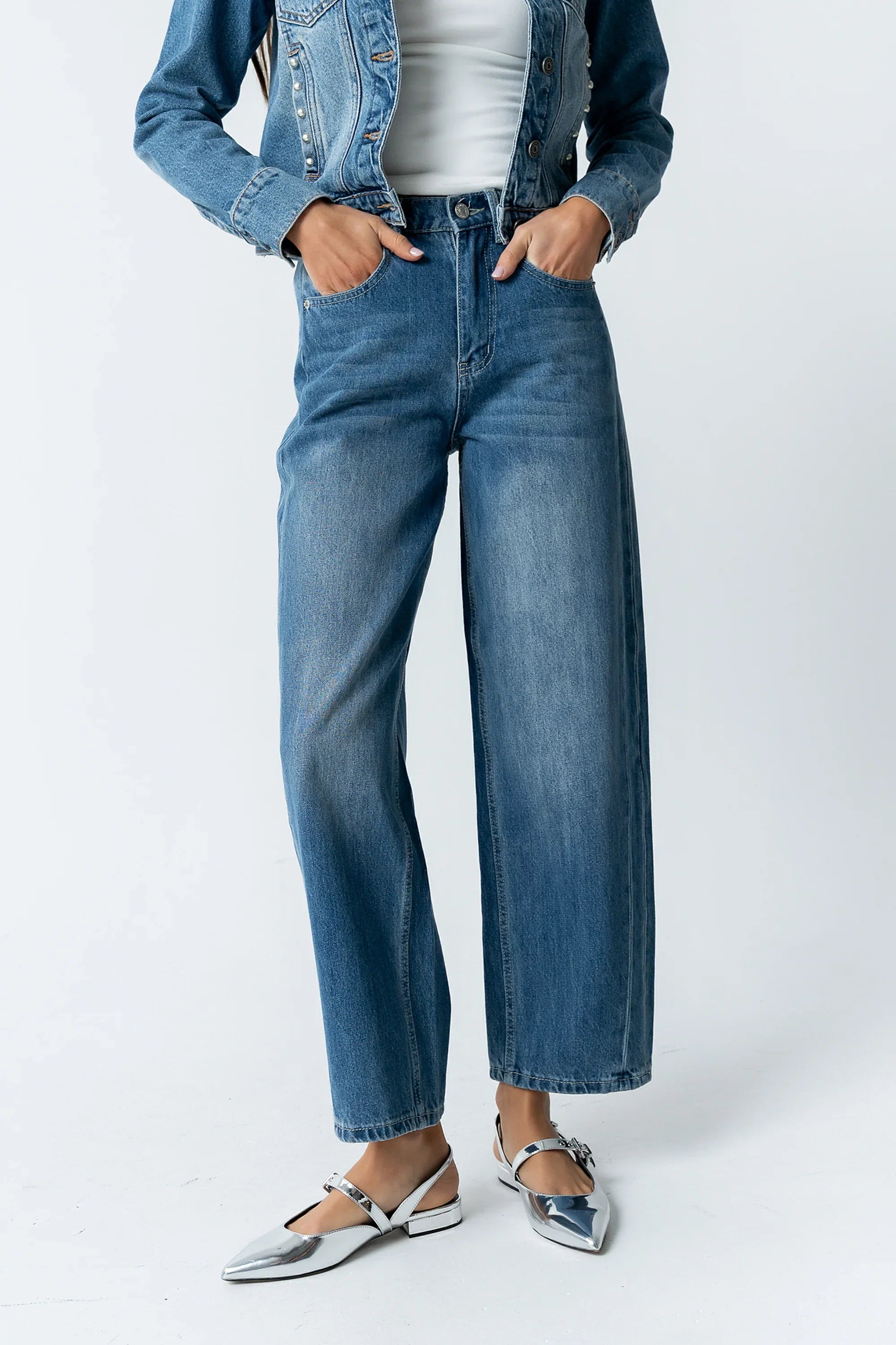 Moxie Relaxed Barrel Jeans