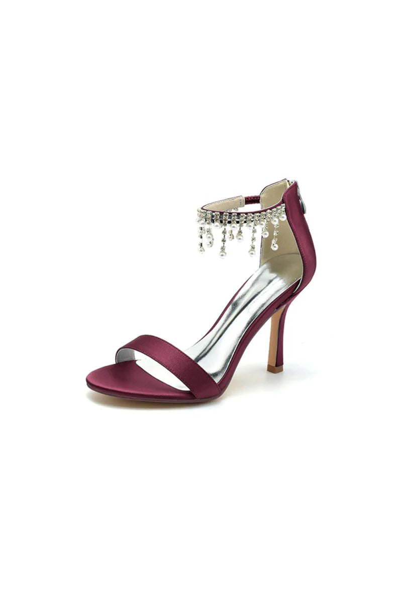 Glamorous White Leather High Heels with Silver Chain Accent