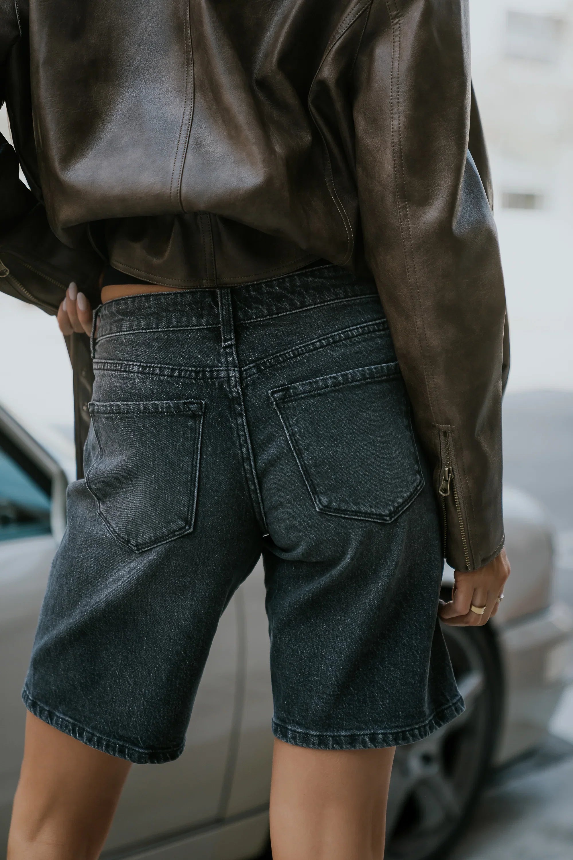 Kaydence Bermuda Shorts in Washed Black