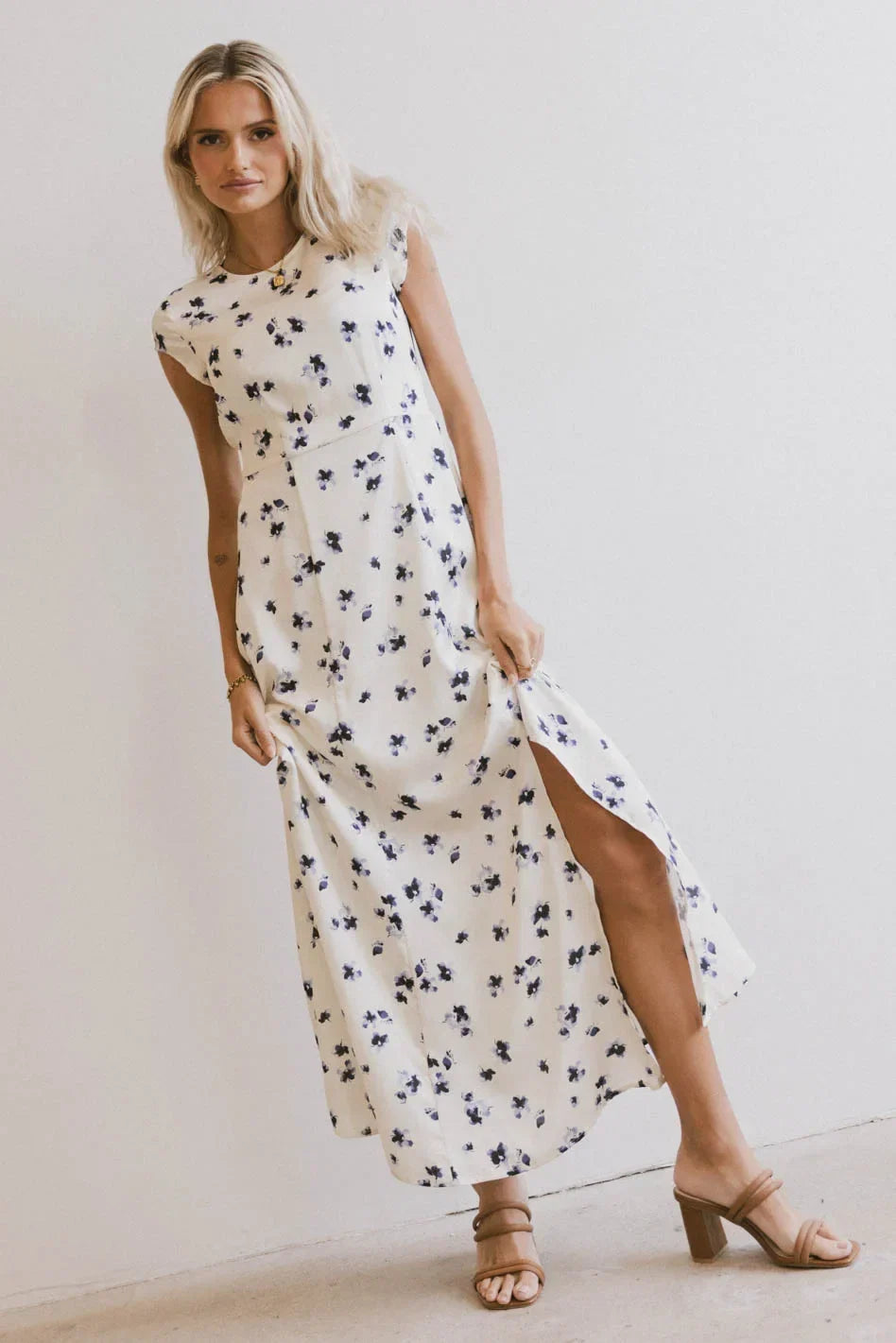 Daniella Floral Dress in Cream FINAL SALE