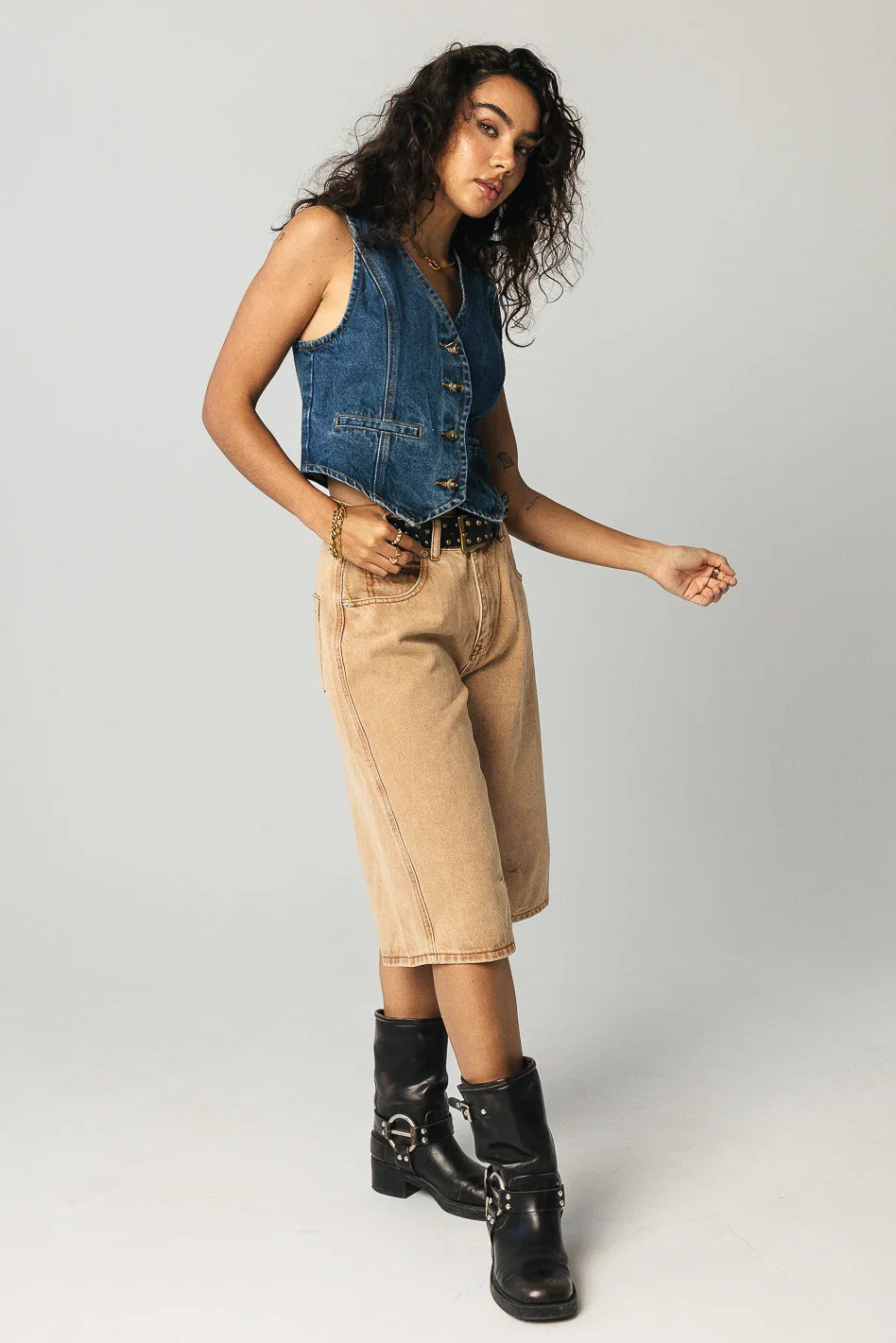 Alden Bermuda Shorts in Rust