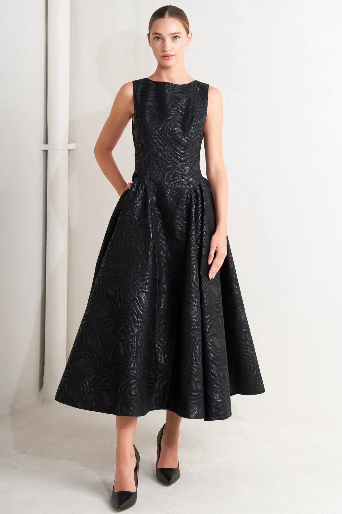 TEXTURED BLACK MIDI DRESS WITH OPEN BACK FINAL SALE
