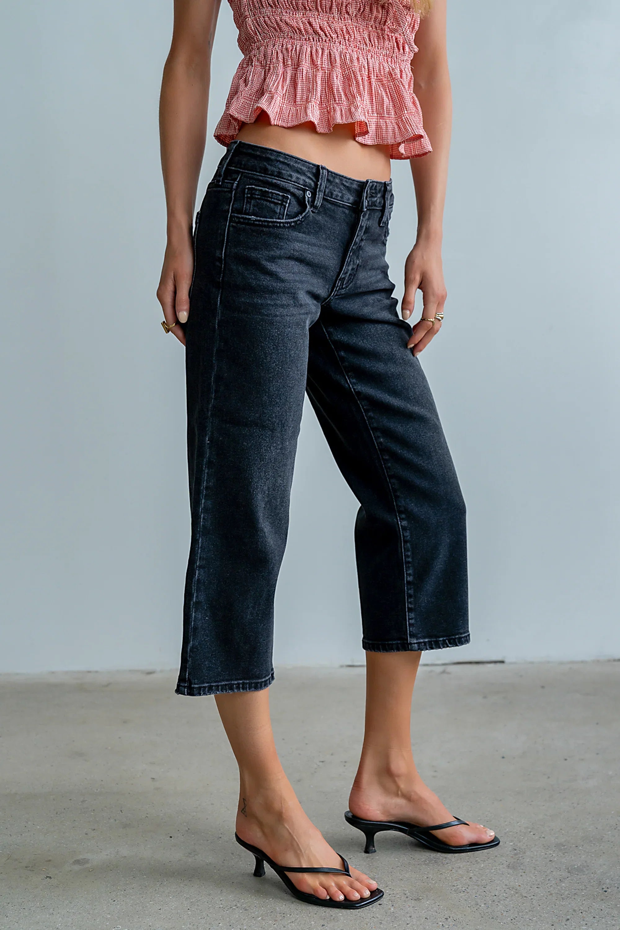 Katie Straight Leg Capris