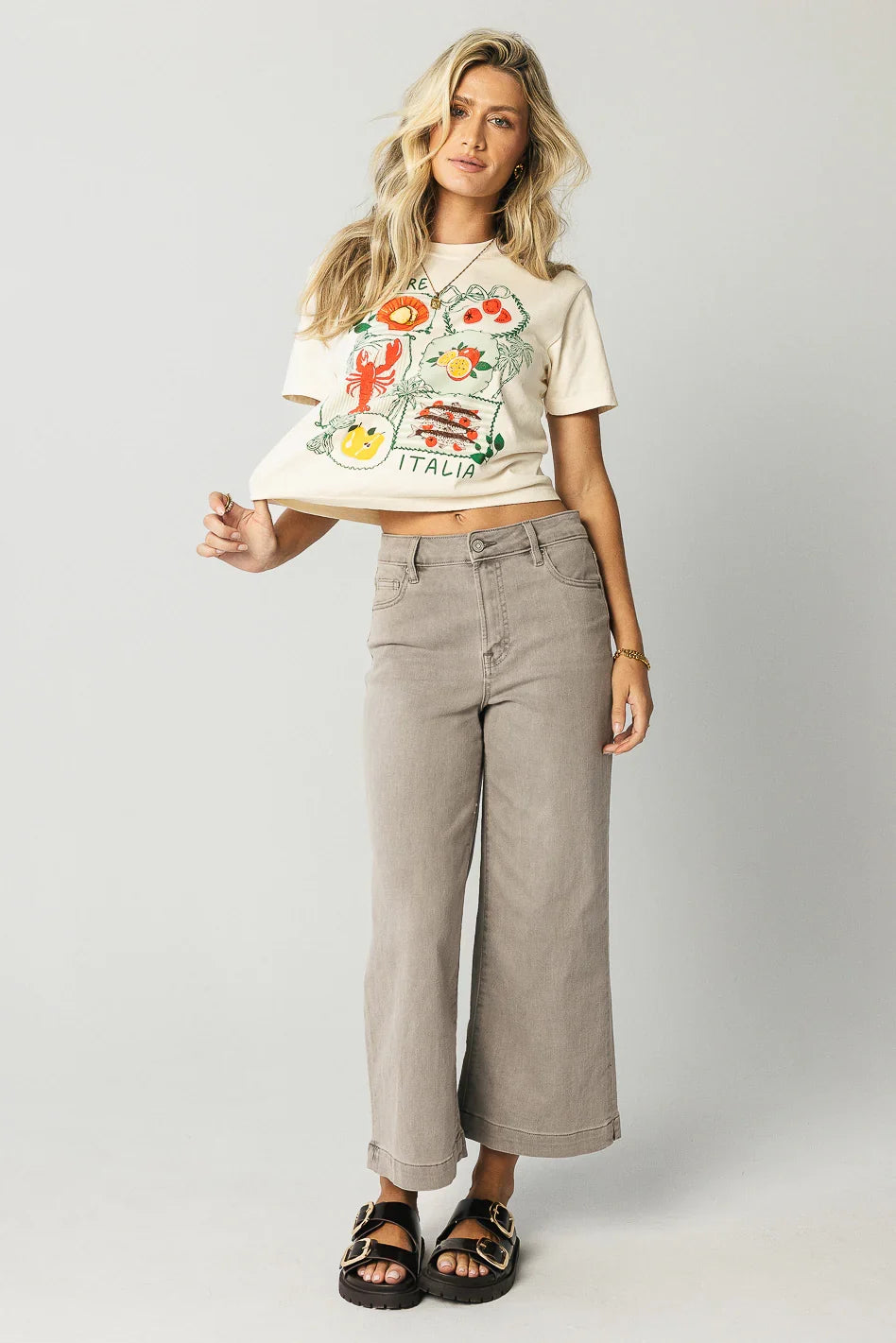 Italia Coquette Graphic Tee