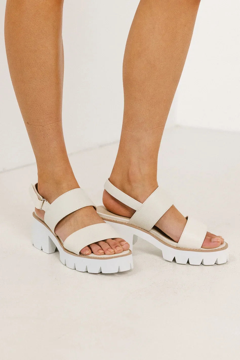Seychelles Armitage Sandal in White FINAL SALE