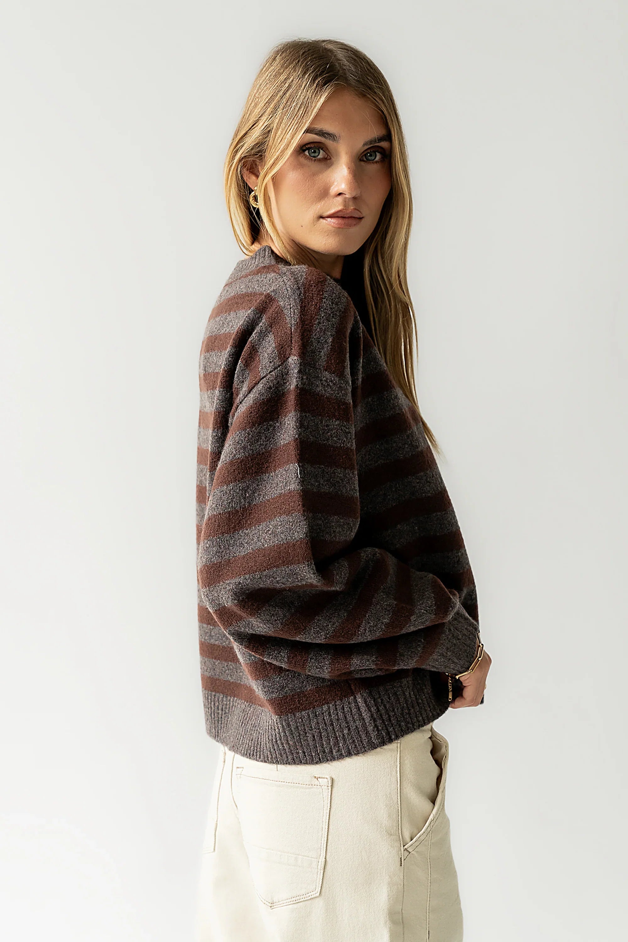 Josey Oversized Sweater in Red Brown