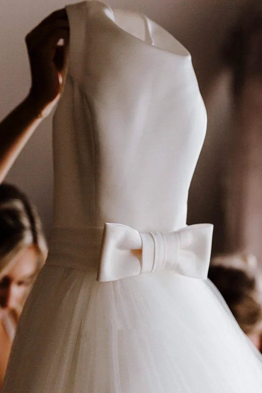 Sleeveless Deep V back Ethereal Ballgown With Bow And Tulle Wedding Dress