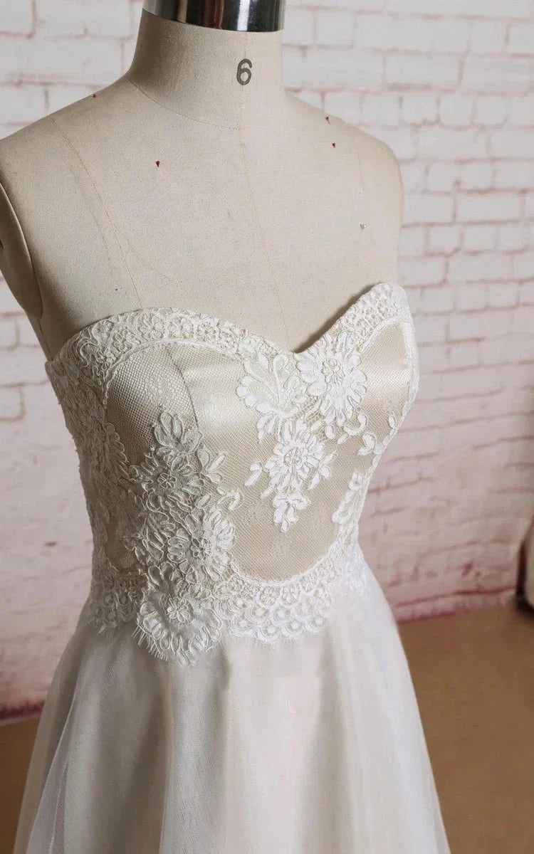 Sweetheart A Line Tulle Lace Appliques Sleeveless Wedding Dress