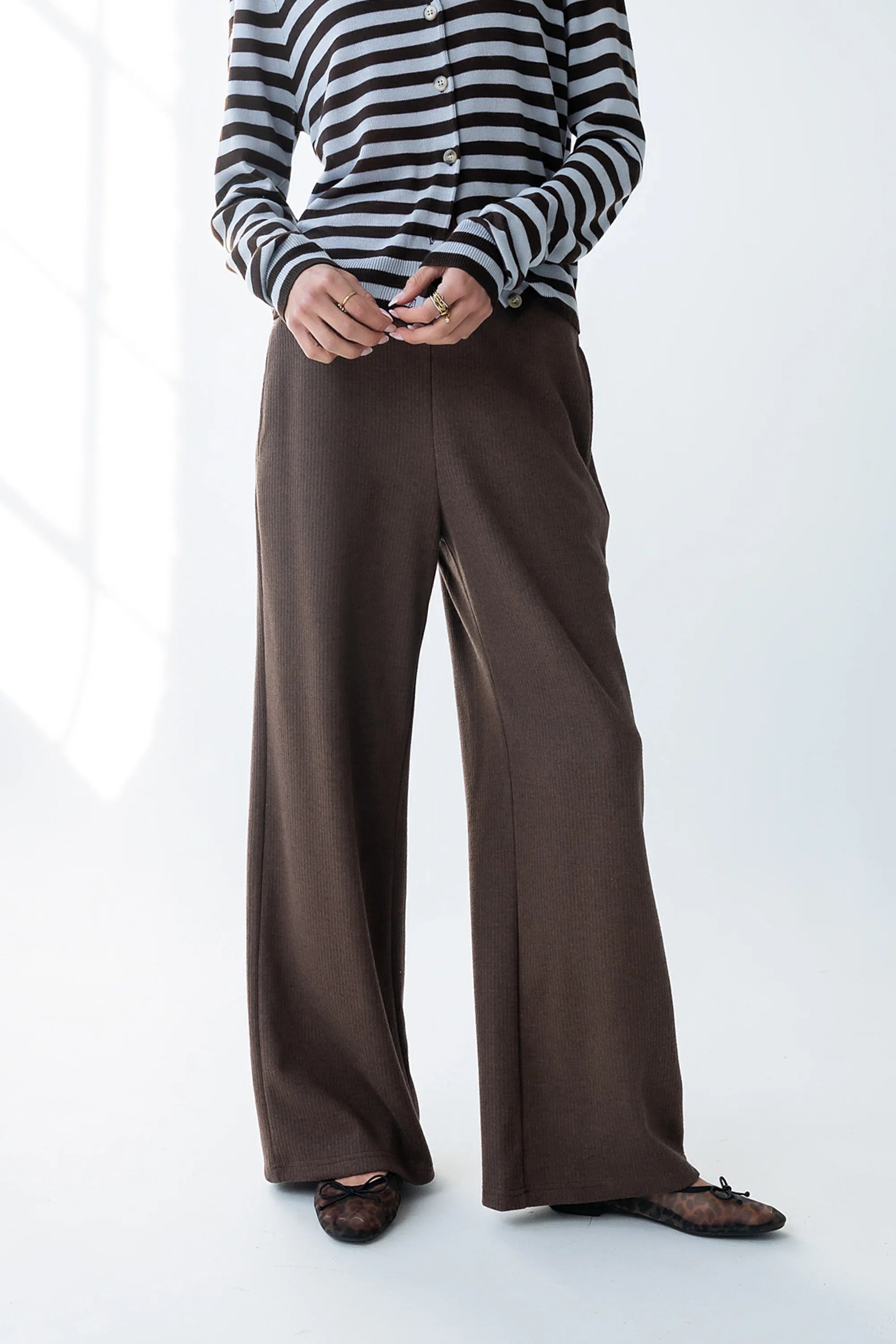Ronda Ribbed Wide Leg Pants in Brown