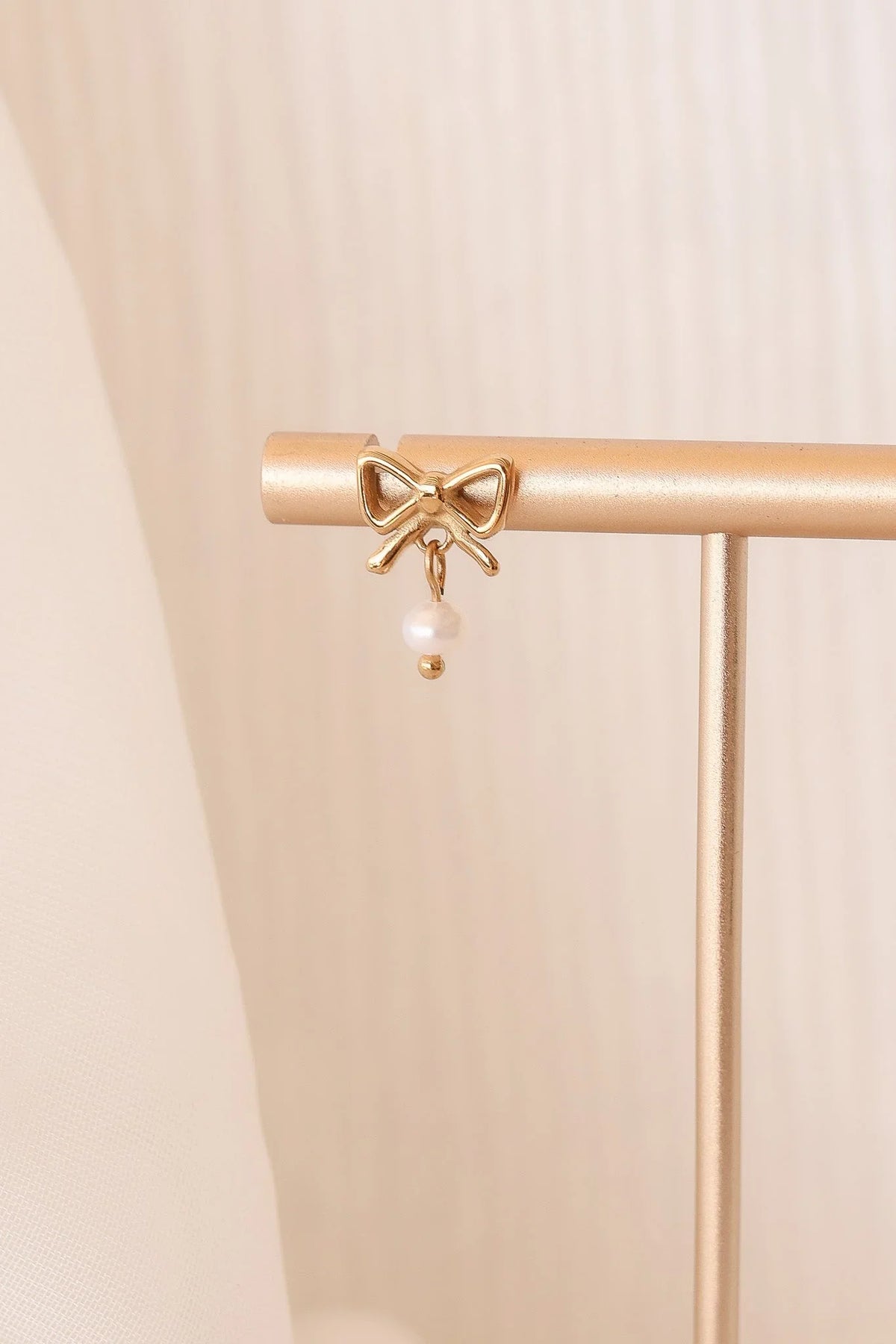 Jane Bow Pearl Drop Earring