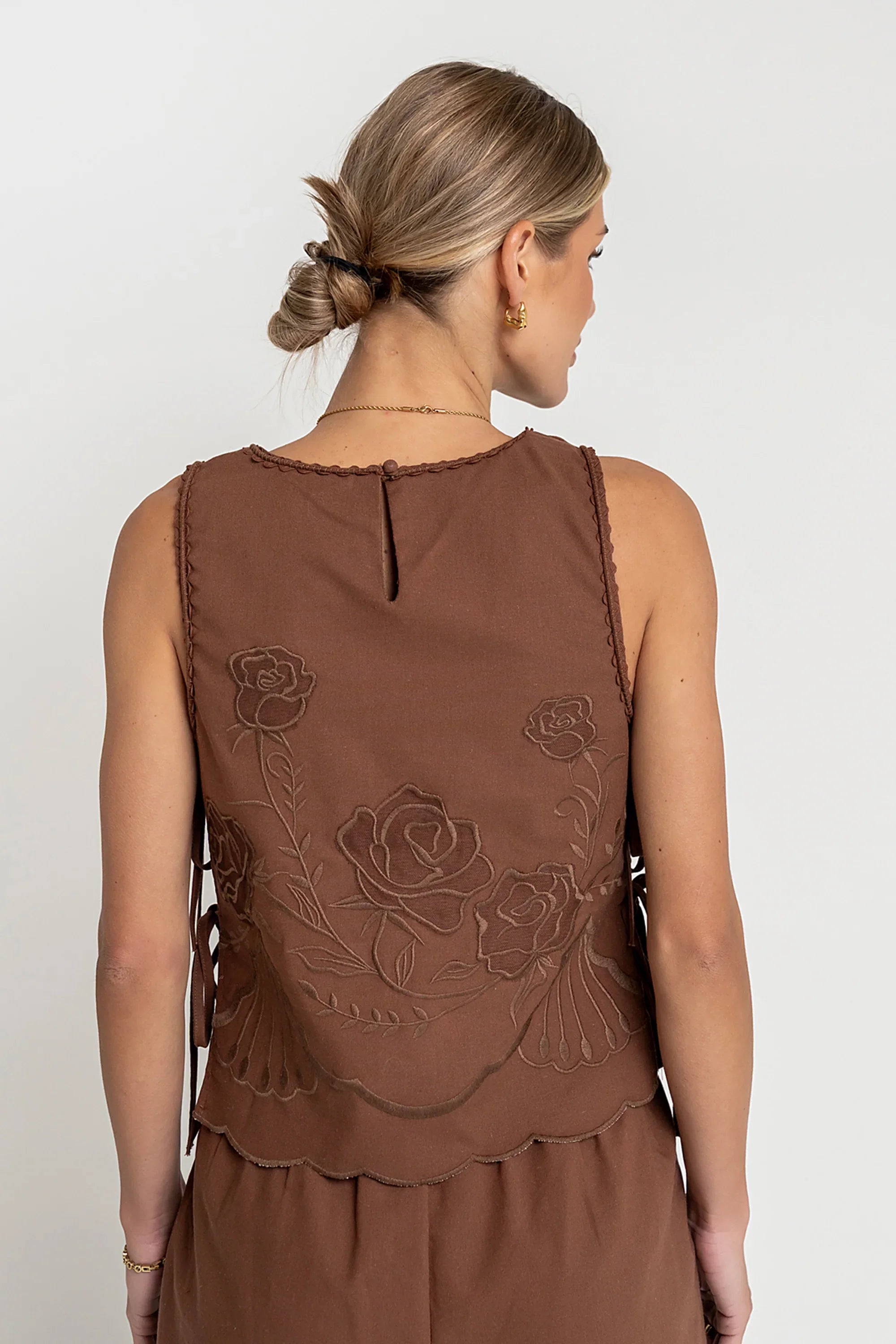 Rudy Embroidered Tank Top in Brown