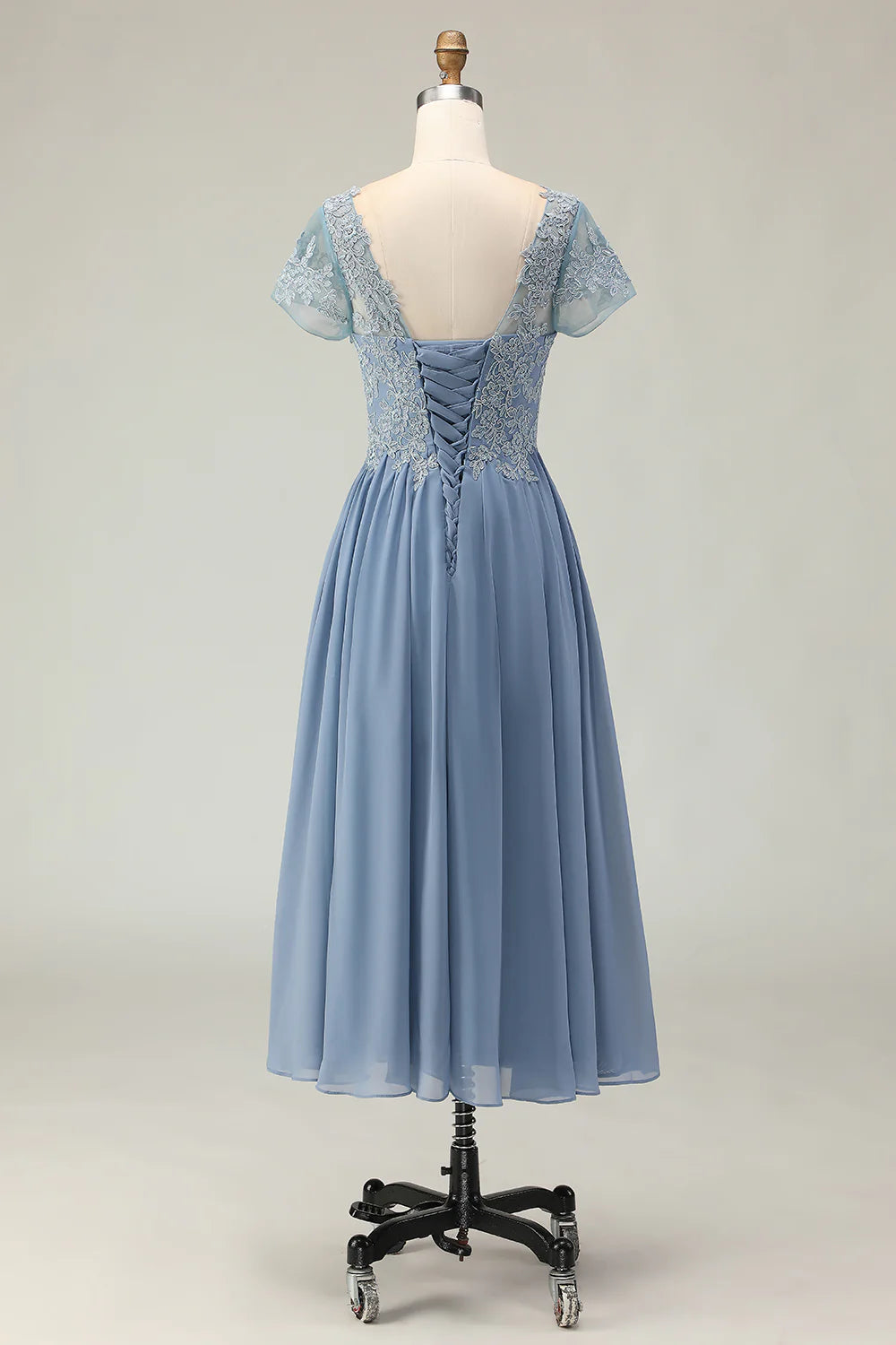 Dusty Blue A Line Appliqued V Neck Midi Mother of the Bride Dress with Capelet