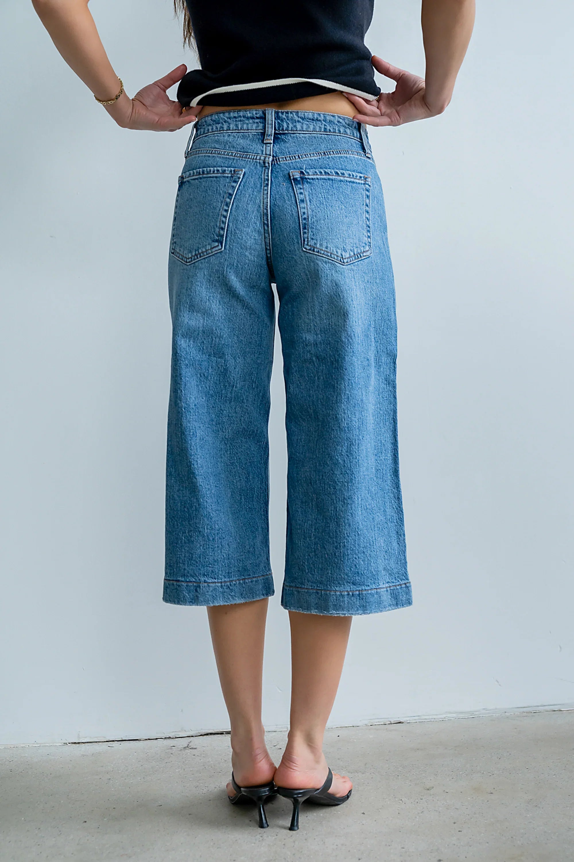 Leanne Wide Leg Capris