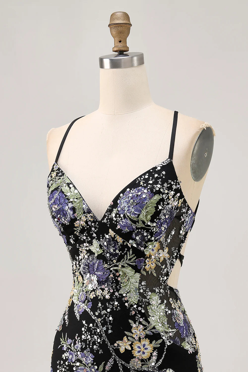 Lilac Spaghetti Straps Short Floral Tight Homecoming Dress