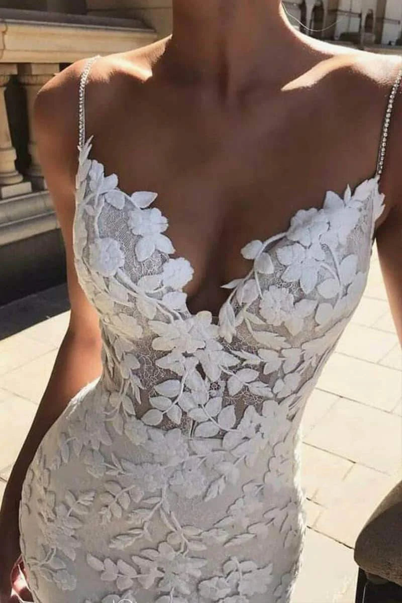 Mermaid Spaghetti Straps V neck Lace Wedding Dresses