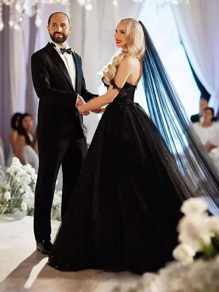 A Line Black Gothic Wedding Dresses with Sequin Lace Appliques