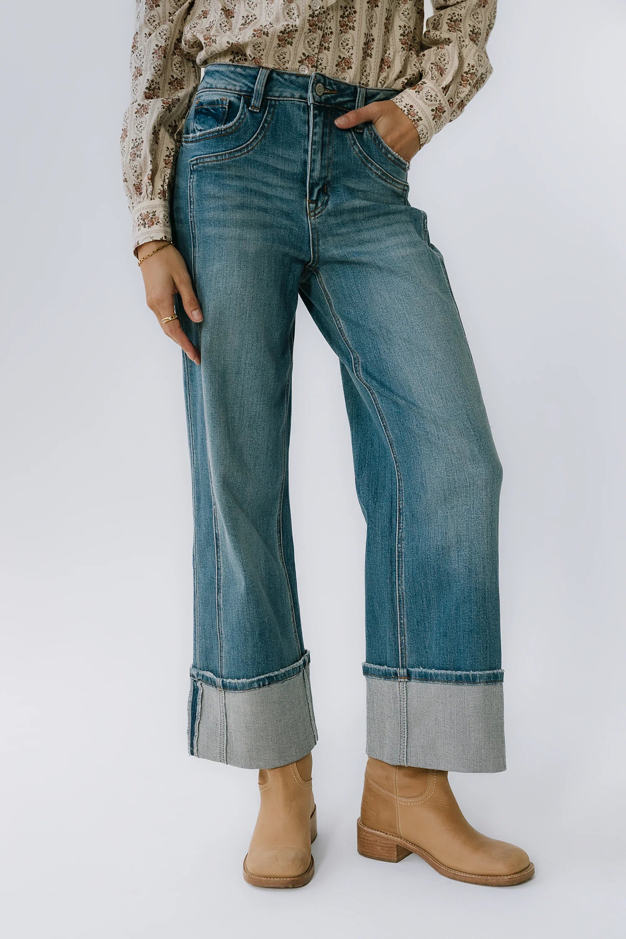 Fenna Cuffed Wide Leg Jeans