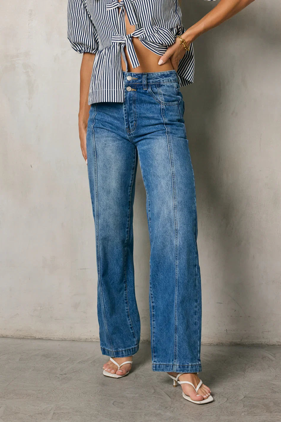 Wren Medium Wash Baggy Jeans