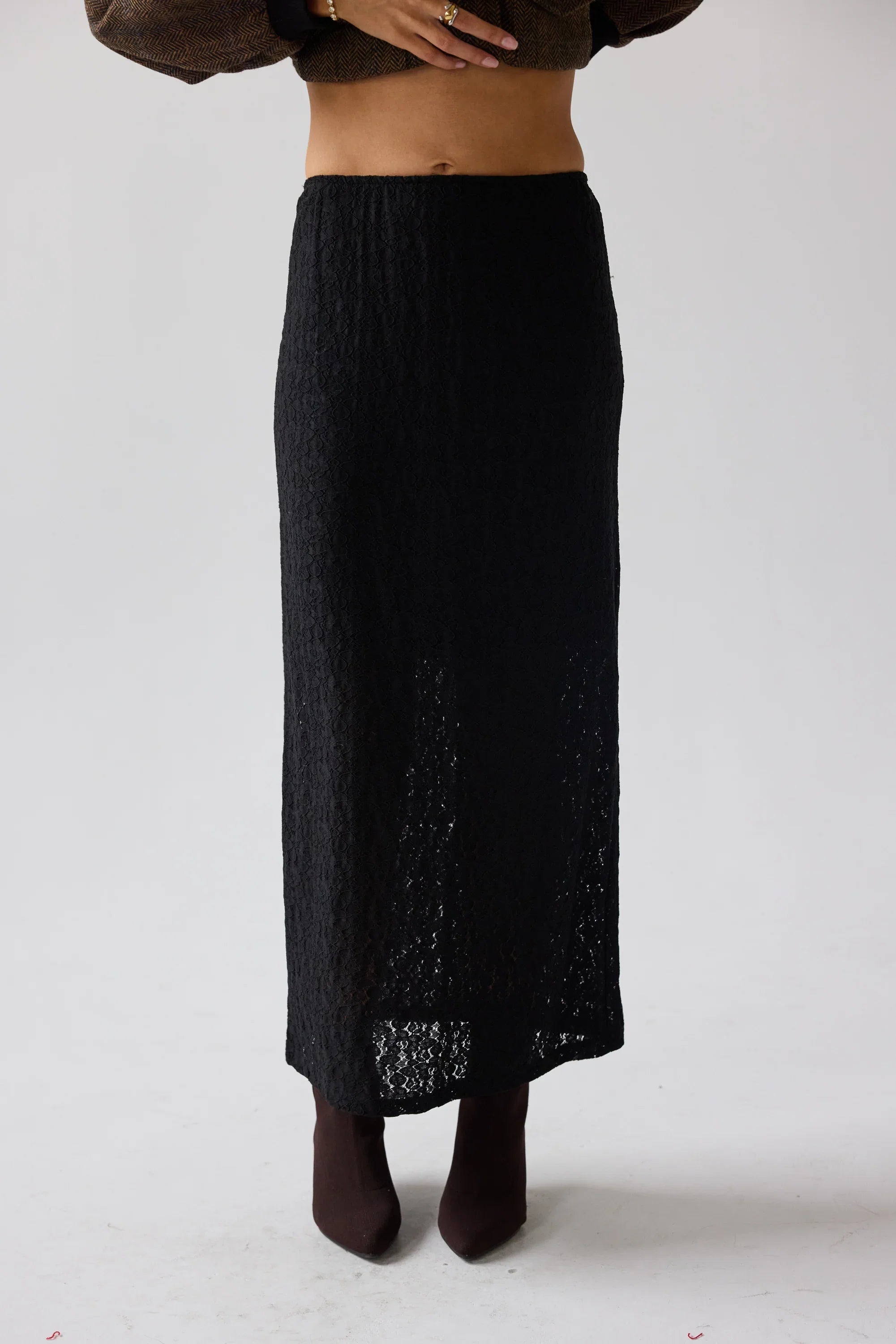 Jozette Lace Midi Skirt in Black