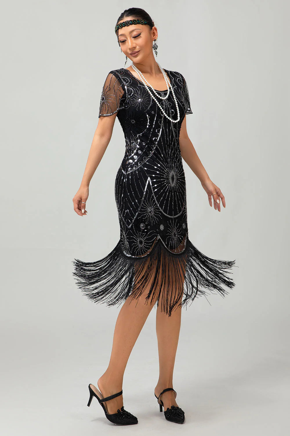Gatsby Black Silver Scoop Fringed Bodycon 1920s Dress with Sequins