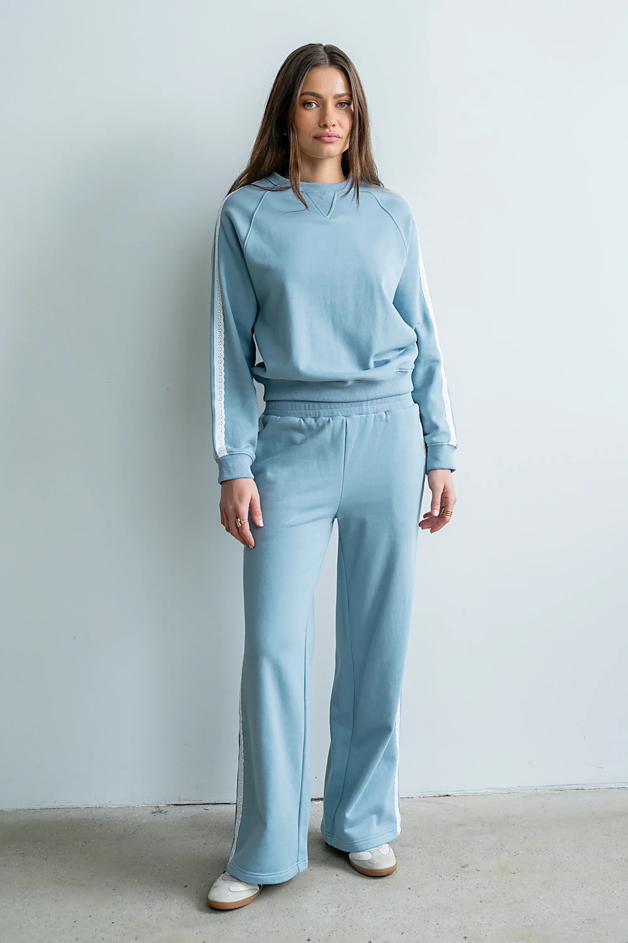 Mickey Wide Leg Jogger in Blue