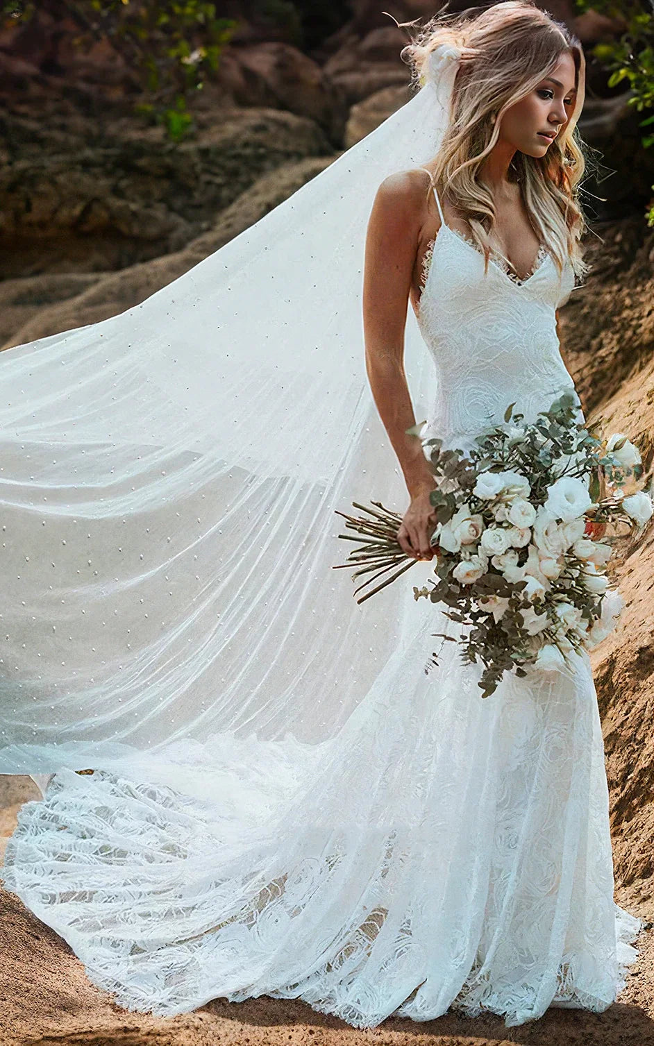 Spaghetti V neck Mermaid Vintage Lace Flowers Sexy Backless Wedding Dress with Train