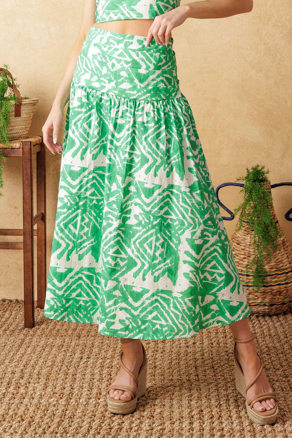 DESTINED FOR MORE CROP TOP SKIRT SET