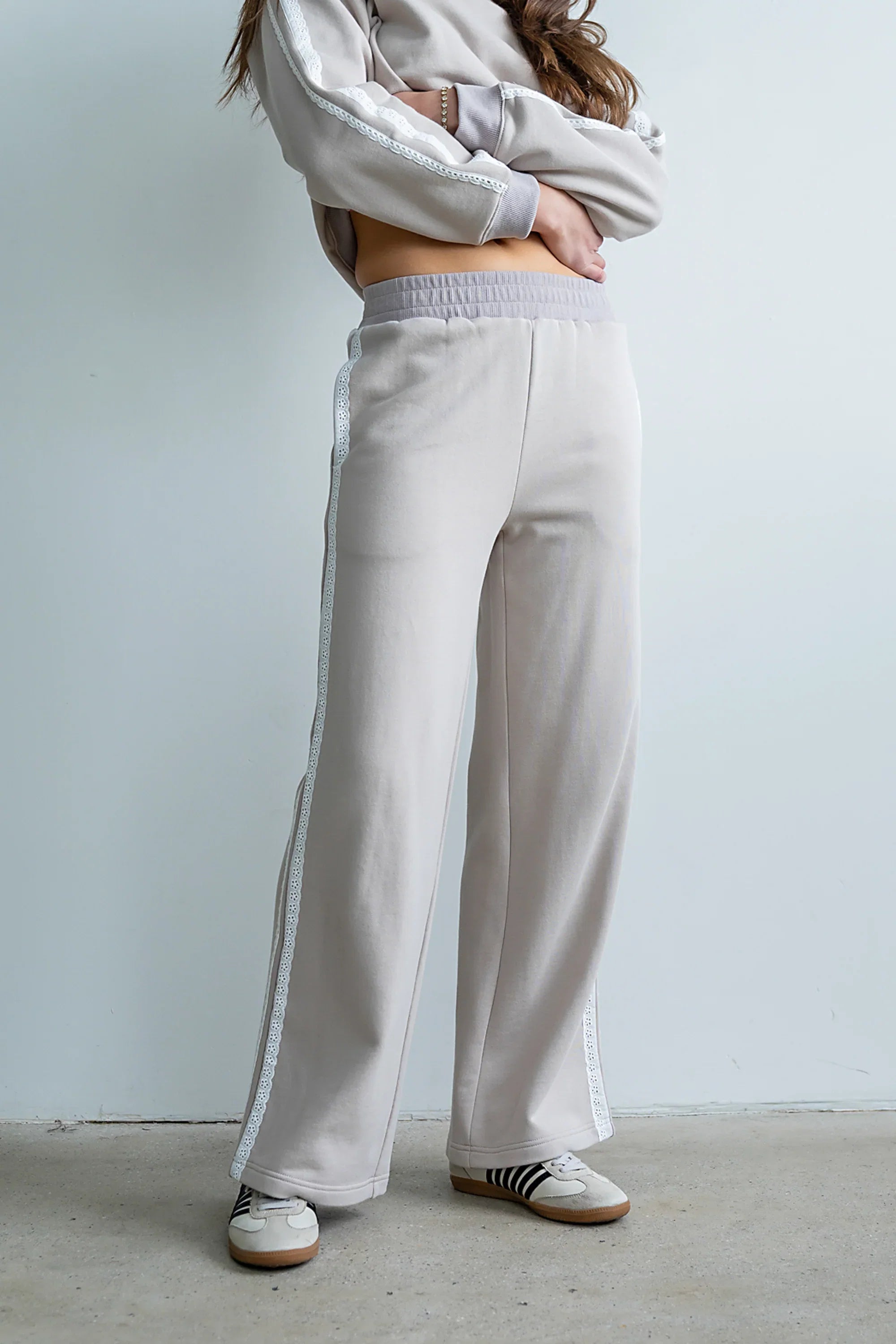 Mickey Wide Leg Jogger in Taupe