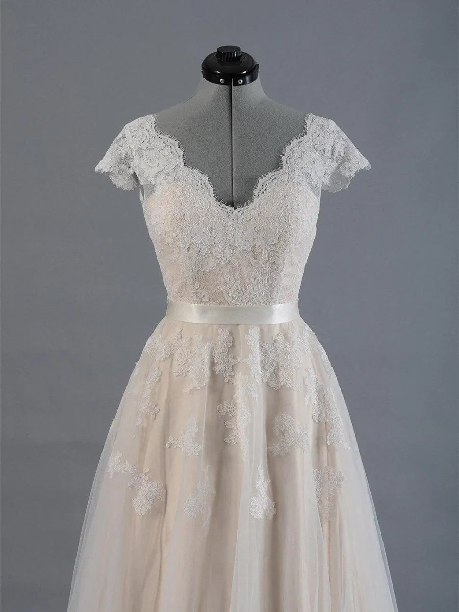Cap Sleeve V Neck Lace Tulle Wedding Dress With Zipper Back