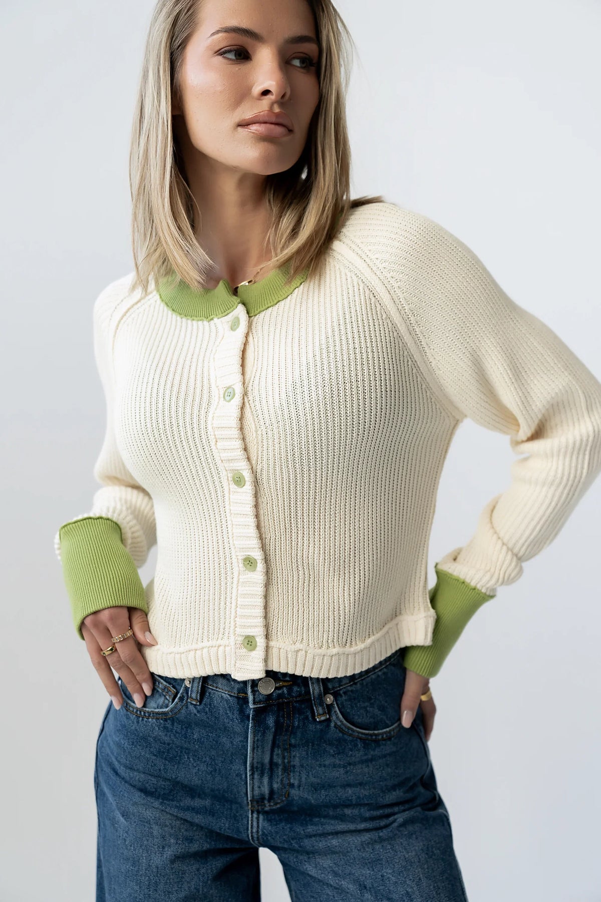 Ella Contrast Cardigan in Green