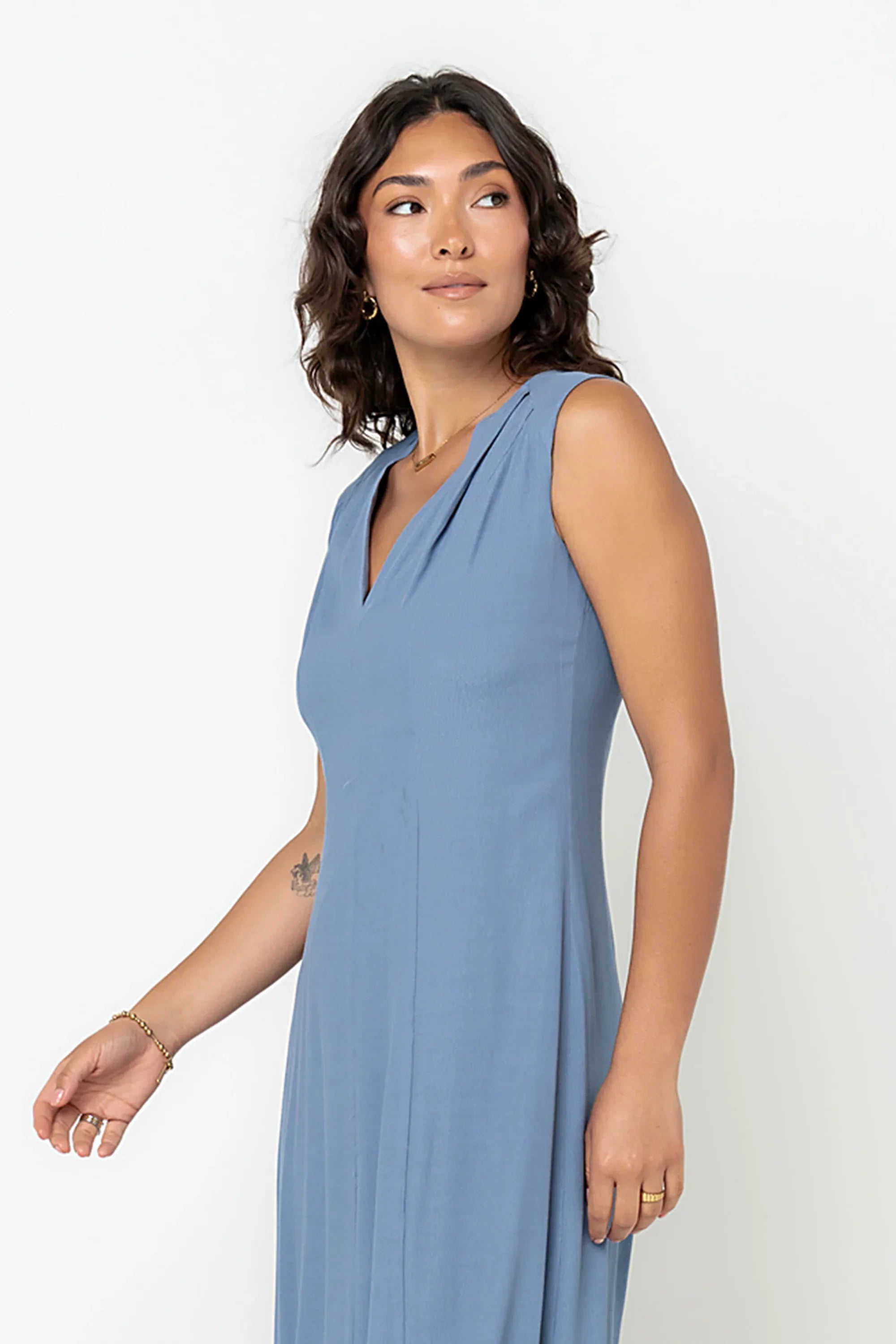 Noah Midi Dress in Blue