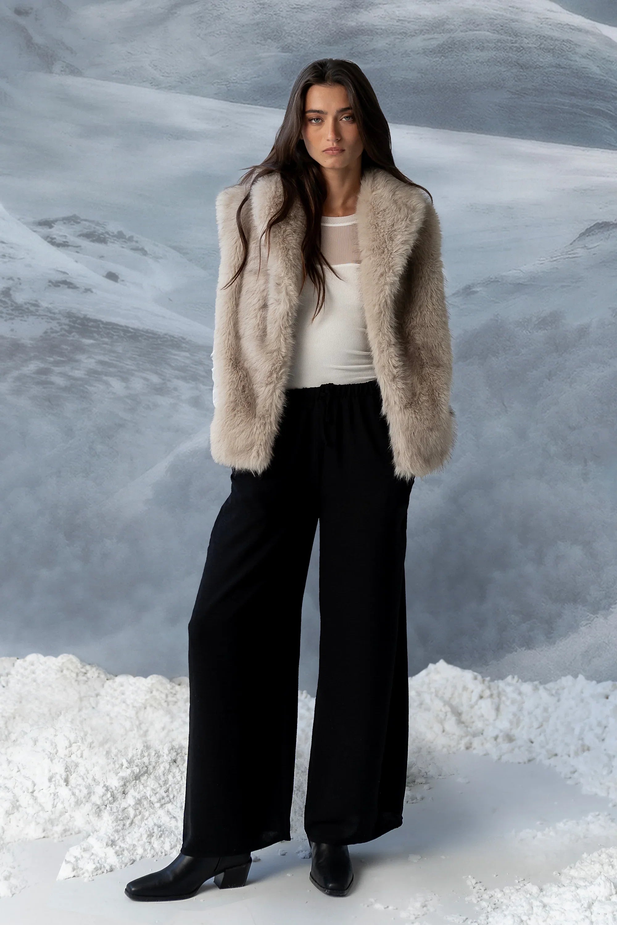 Salma Wide Leg Pants in Black