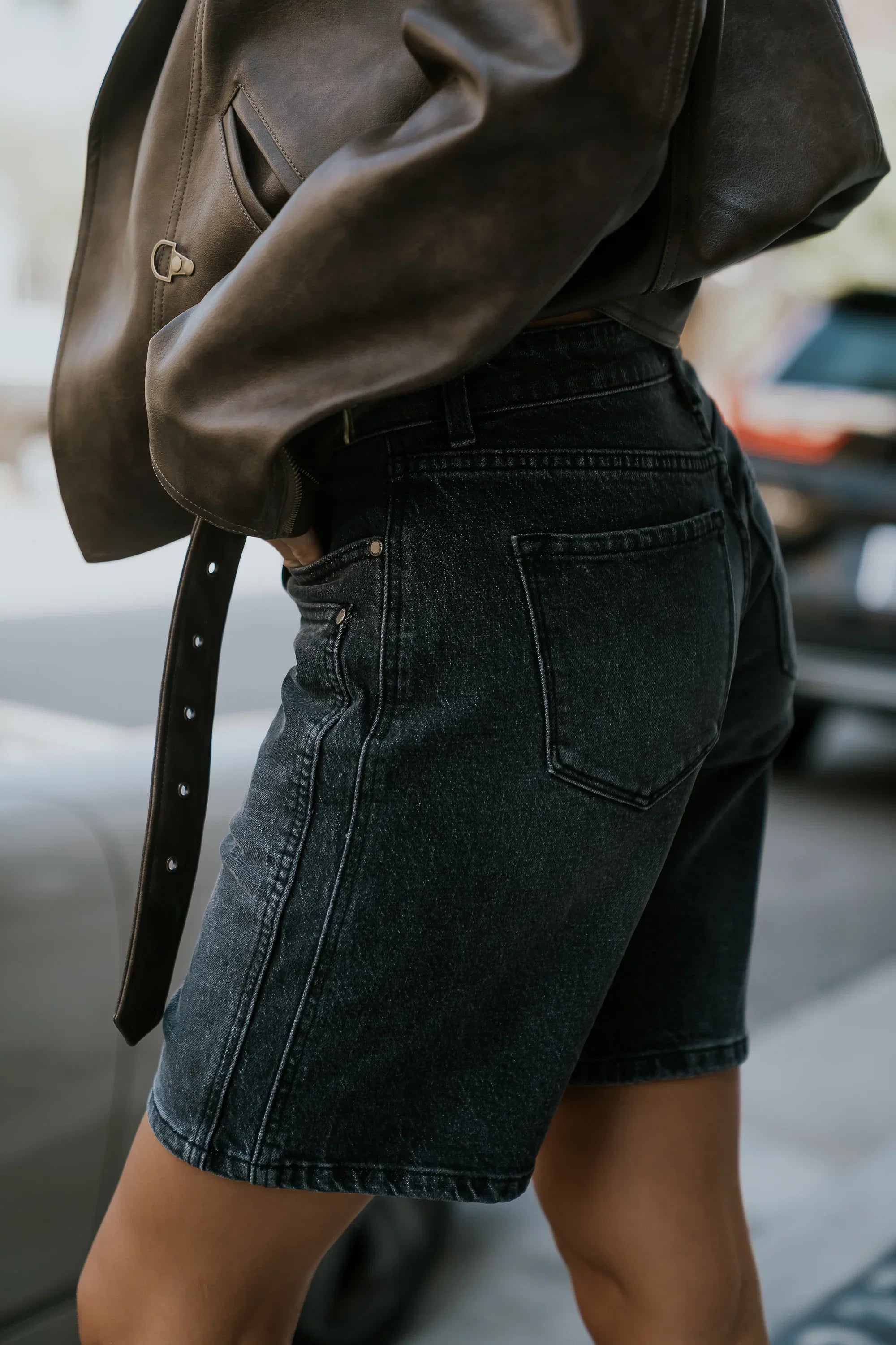 Kaydence Bermuda Shorts in Washed Black