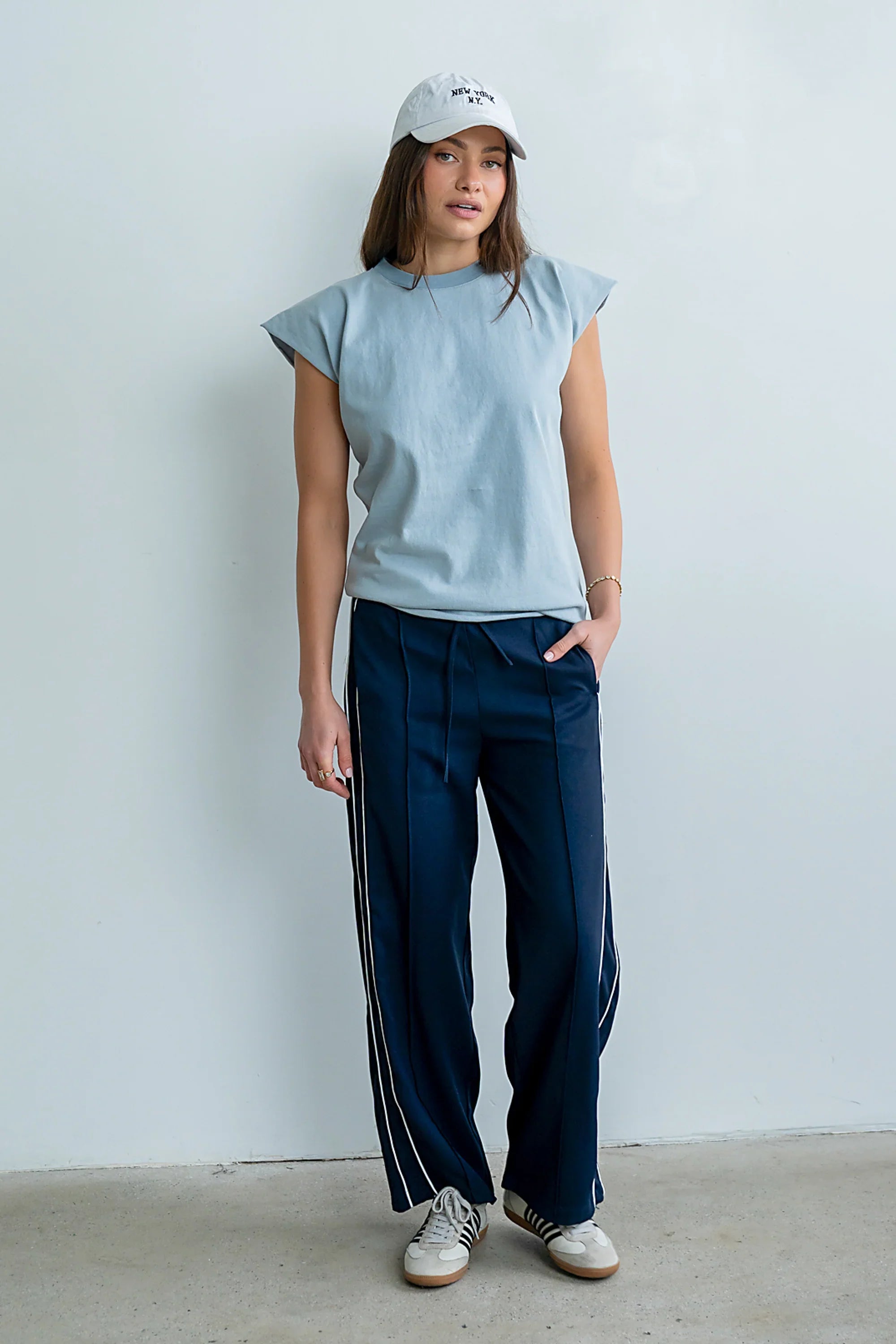 Vinnie Muscle Tee in Blue