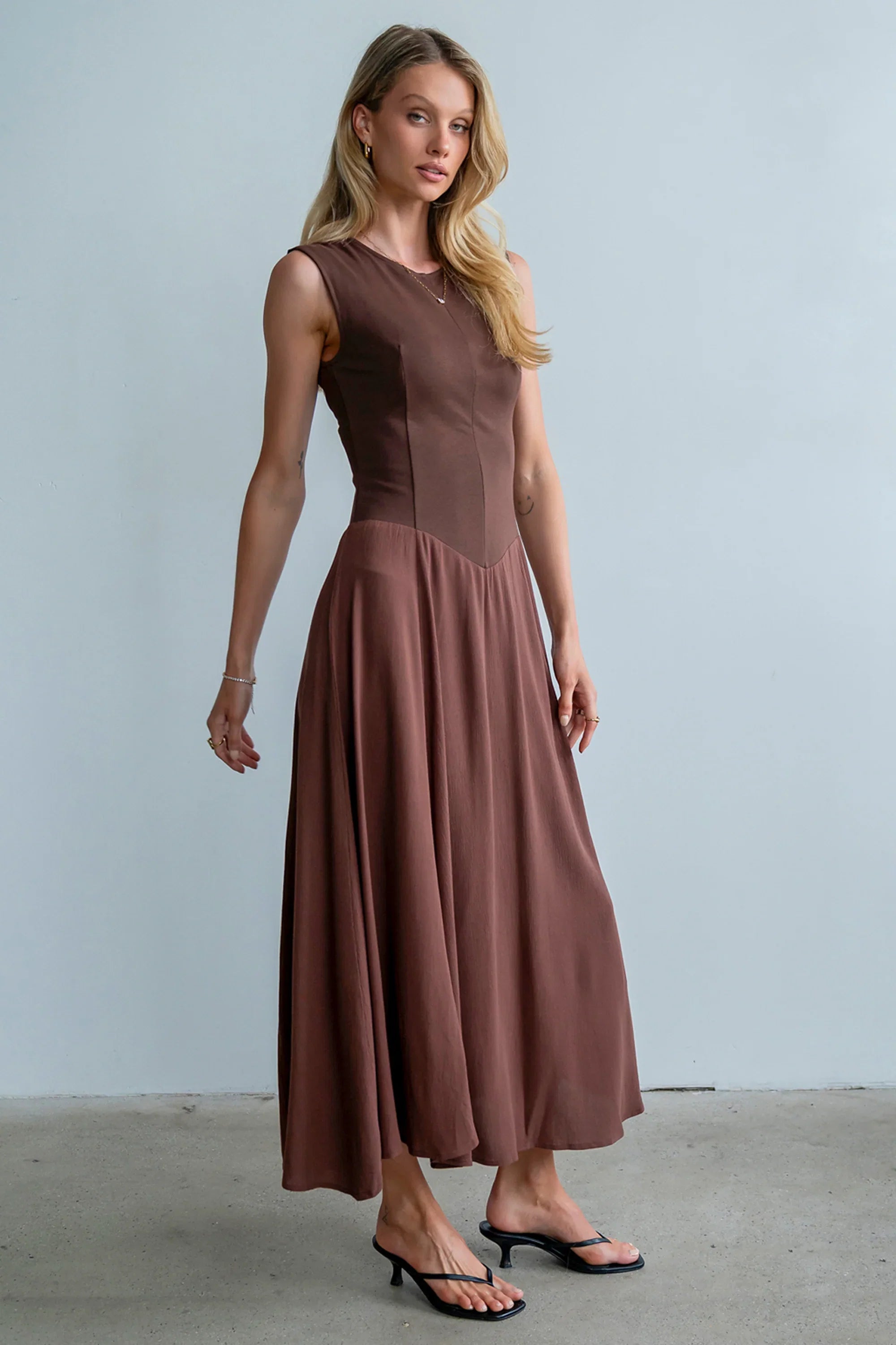 Charles Maxi Dress in Red Brown