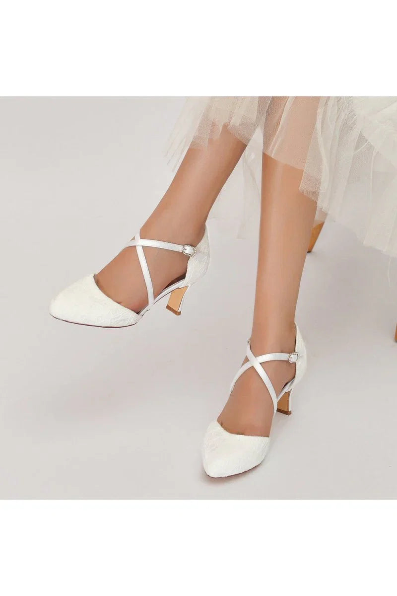 White Lace Mid Heel Pumps with Elegant Design