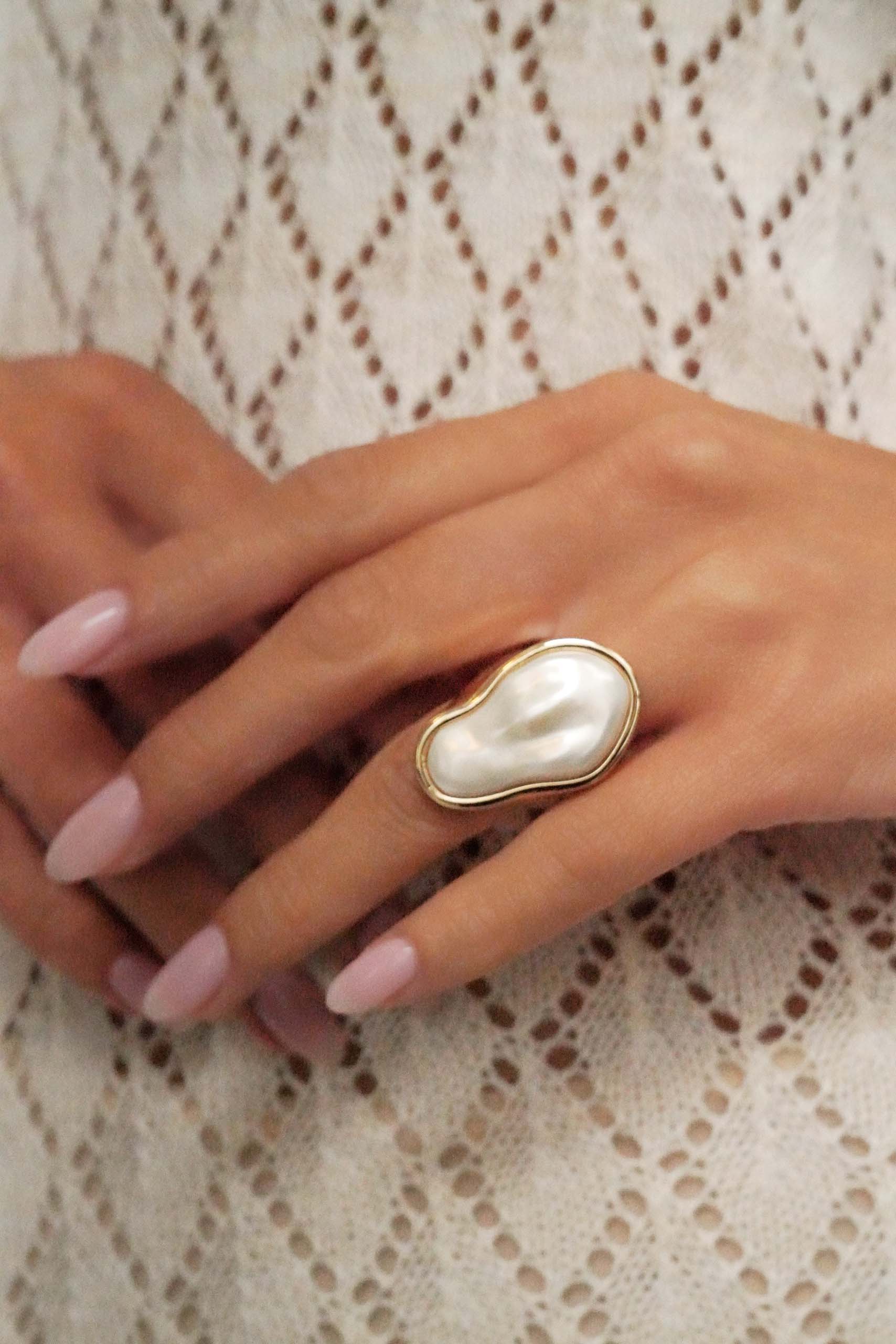 Sea born Pearl Ring