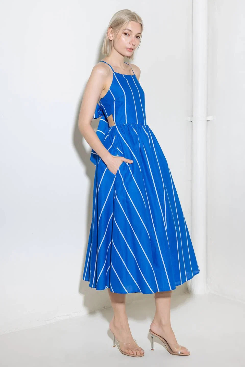 LET THE GOOD IN BLUE STRIPE TIE BACK MIDI DRESS