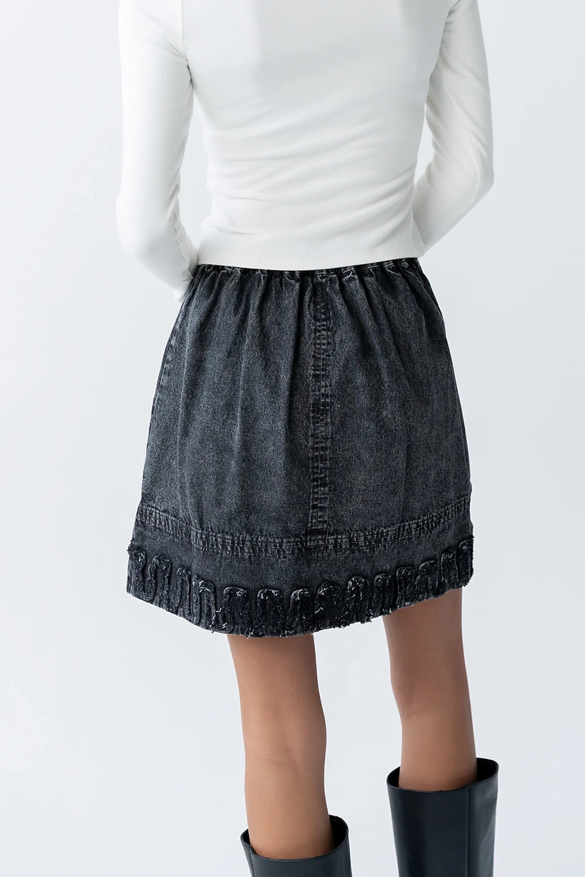 Jana Denim Skirt in Black