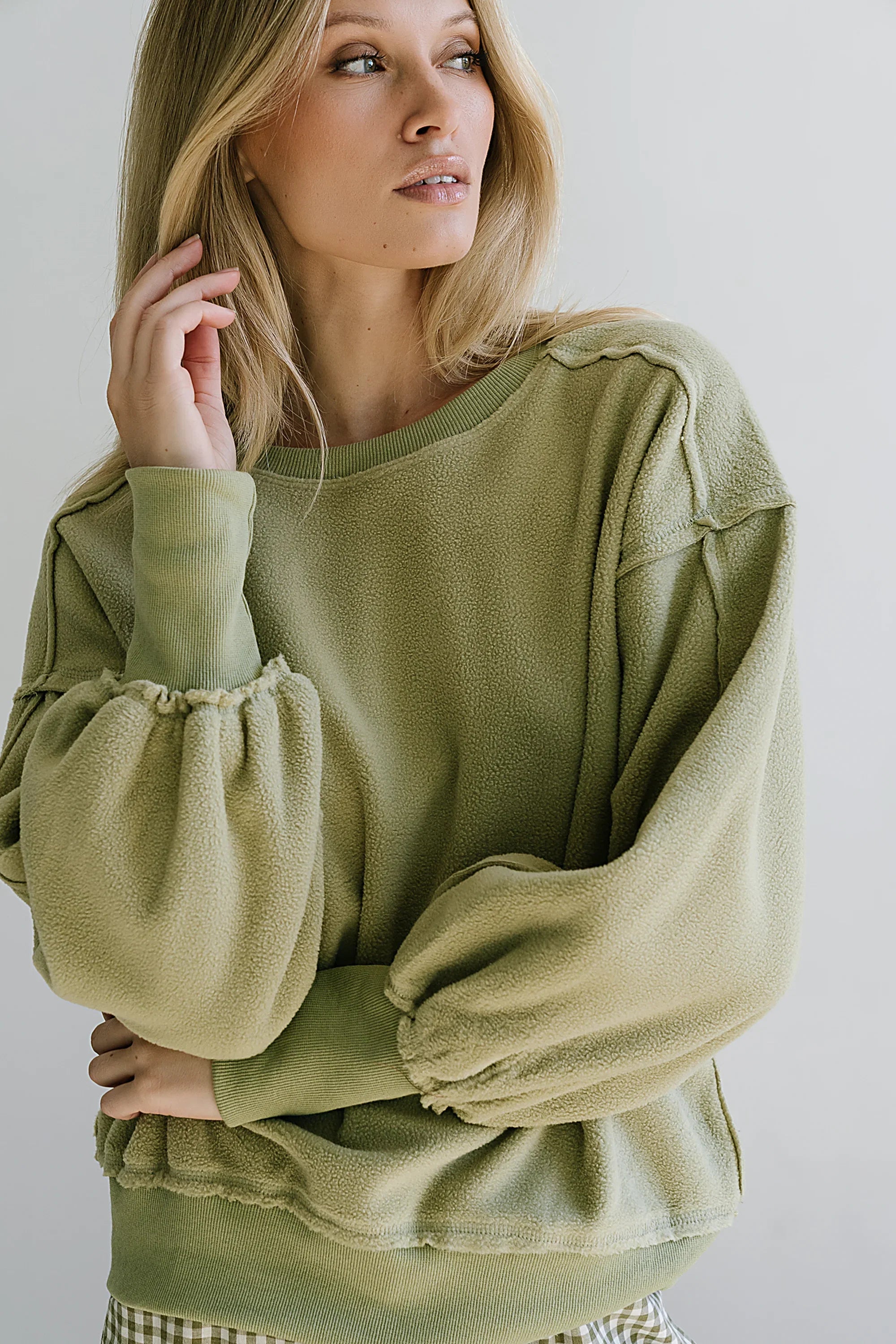 Belle Fleece Pullover Sweater