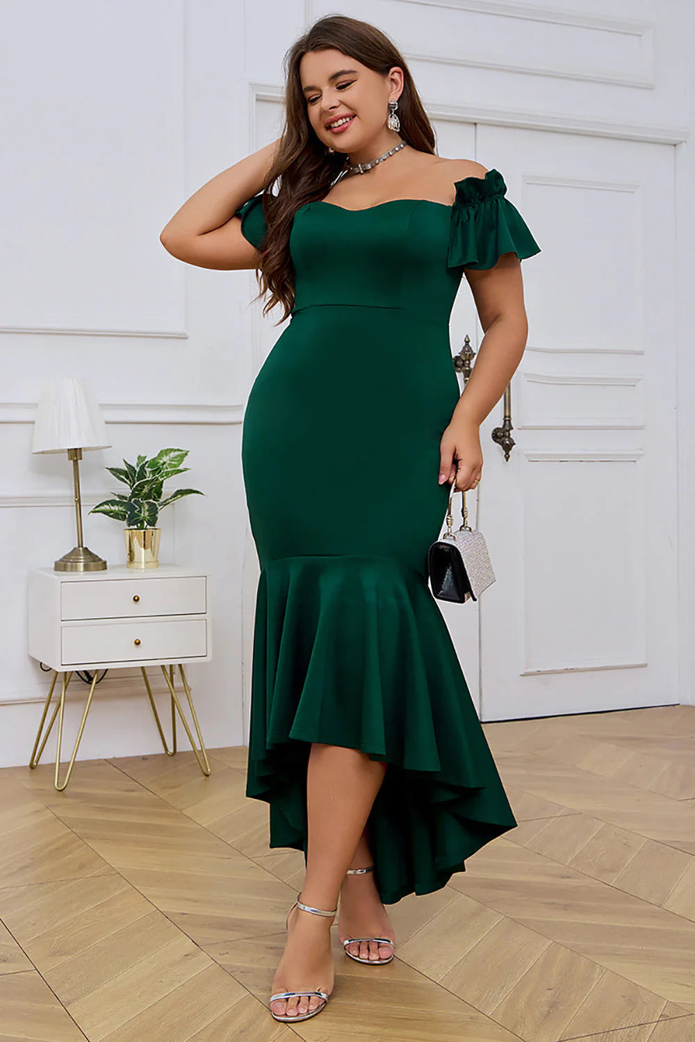 Dark Green Mermaid Off the Shoulder Short Sleeves Plus Size Evening Dress With Ruffles