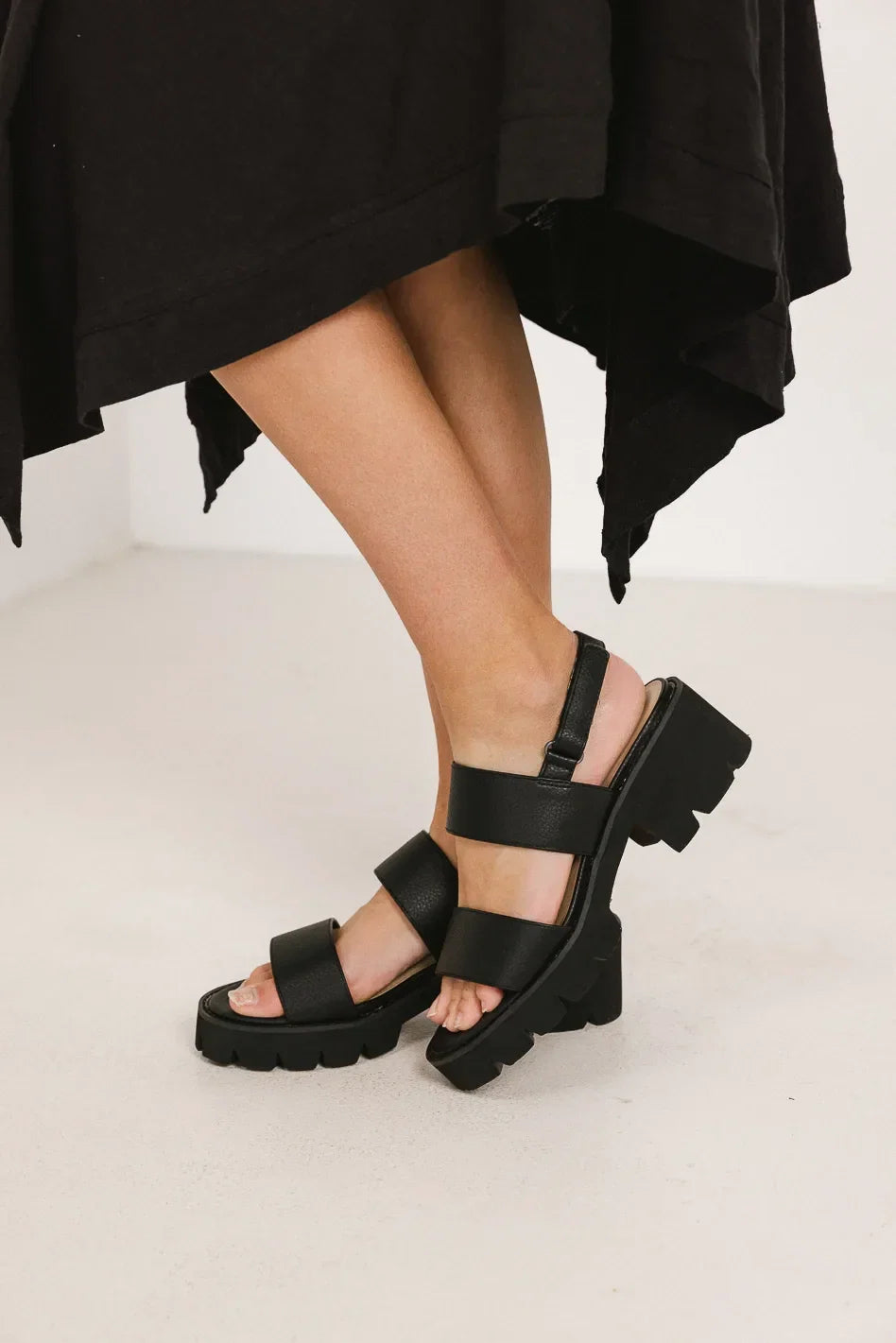 Seychelles Armitage Sandal in Black FINAL SALE