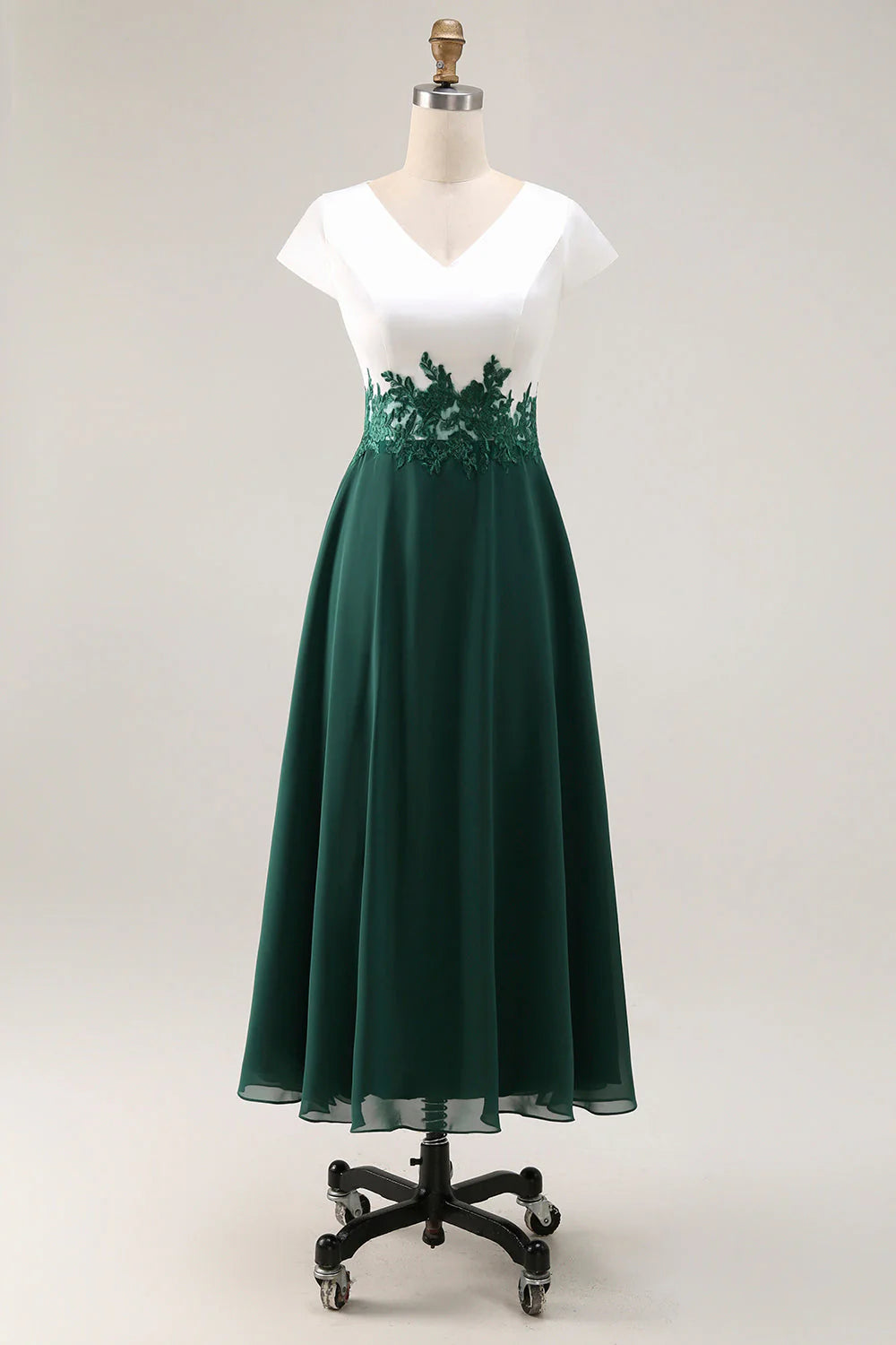 White Green A Line V Neck Chiffon Mother Of The Bride Dress with Appliques