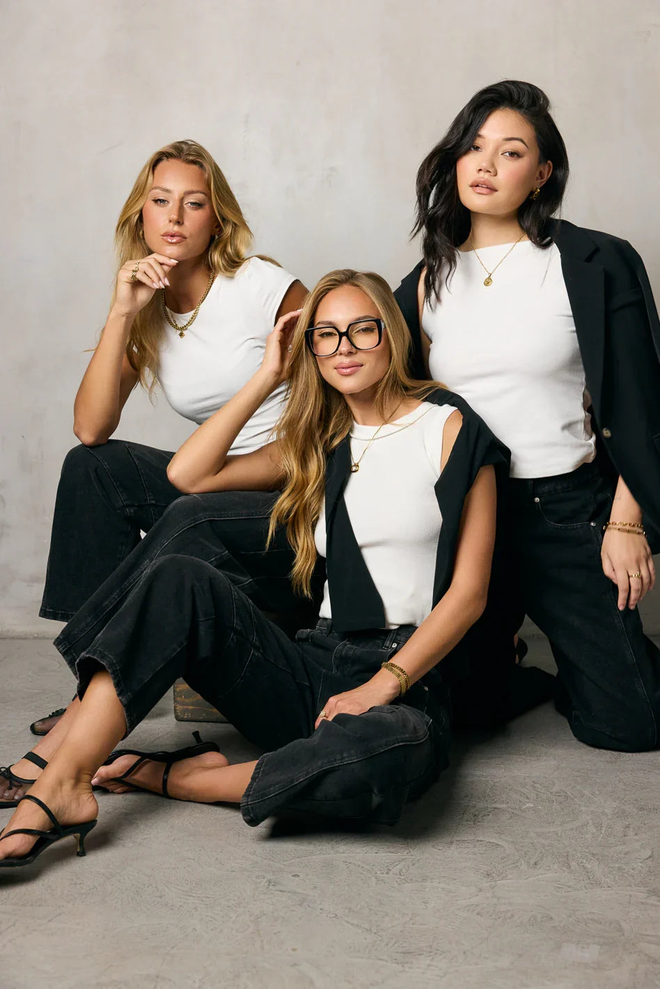 Lisette Barrel Jeans in Black FINAL SALE