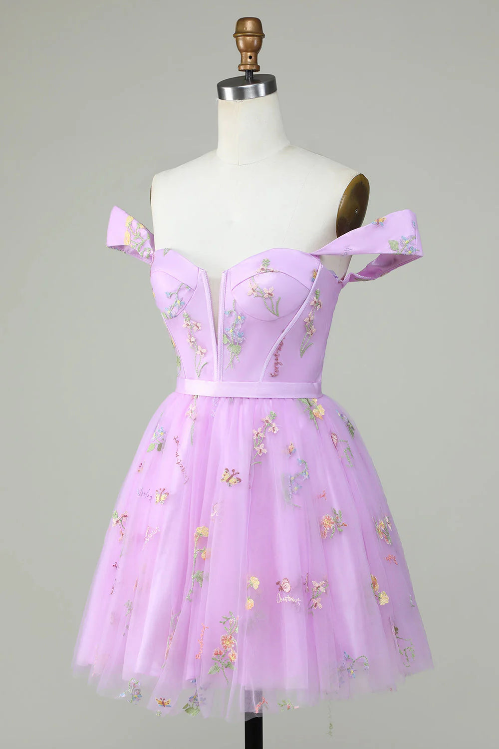 Cute A Line Sweetheart Black Short Homecoming Dress with Embroidery