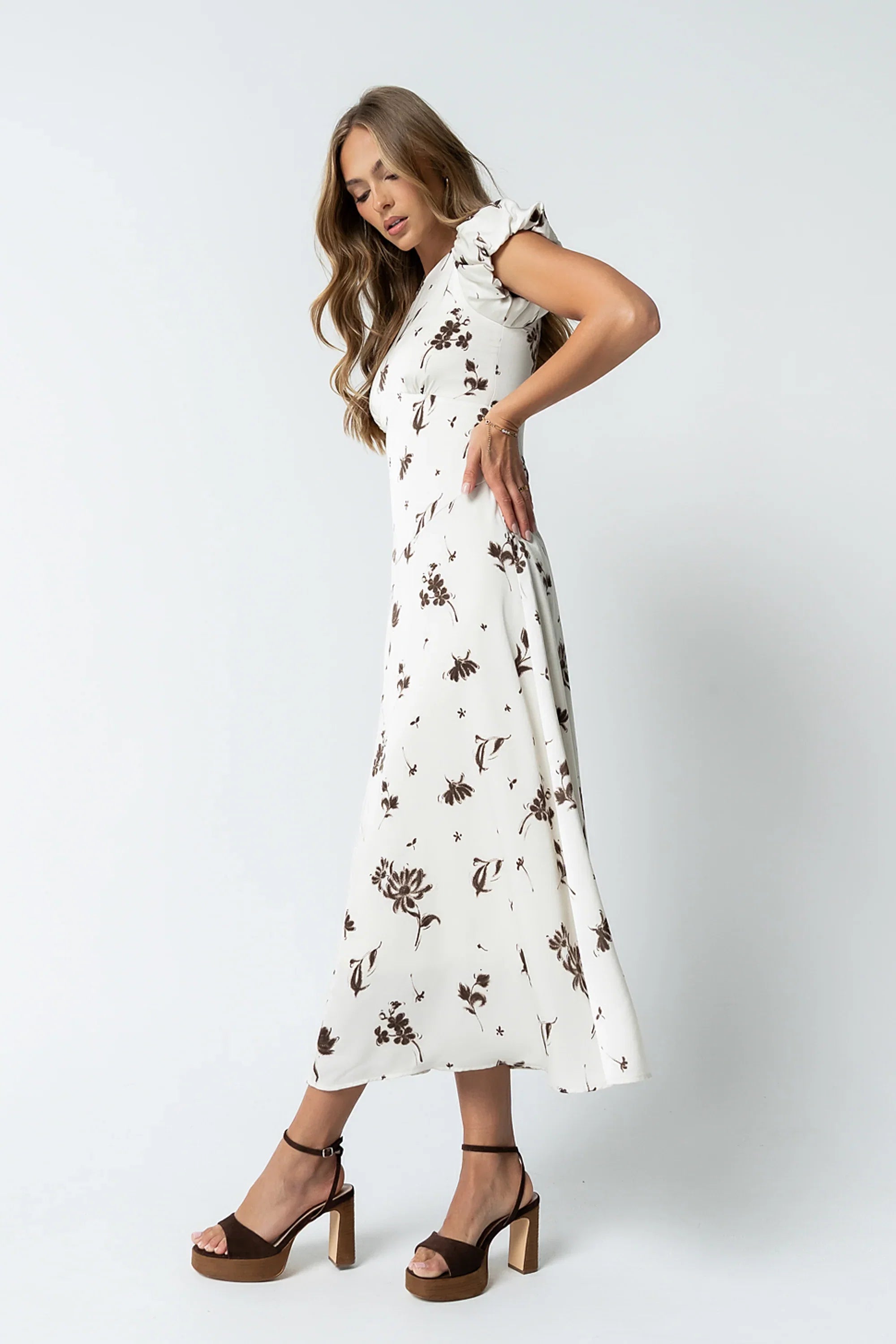 Jenna Floral Maxi Dress in Off White