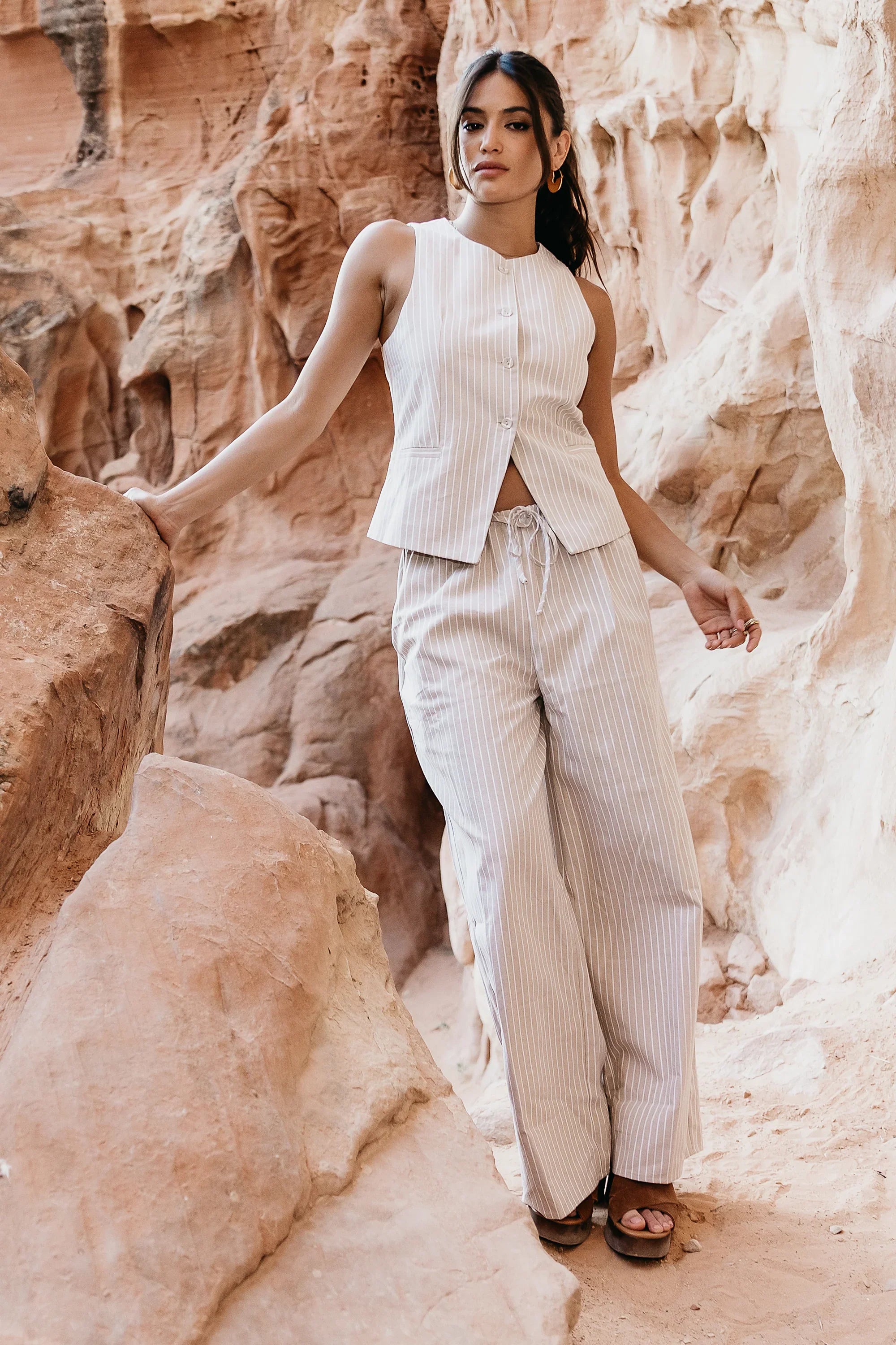 Rosa Wide Leg Pants in Taupe