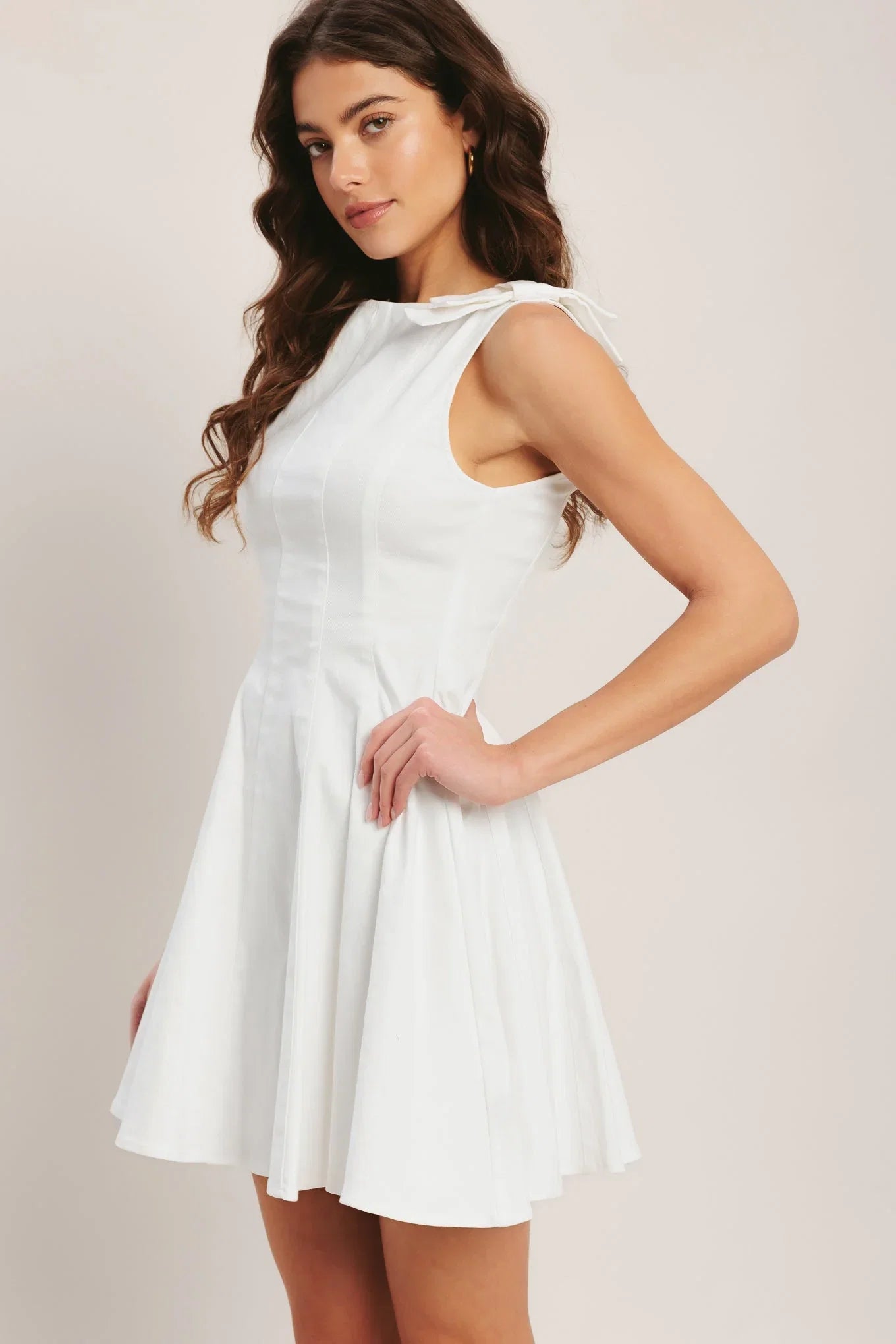 ELEGANT MOMENT WHITE MINI DRESS