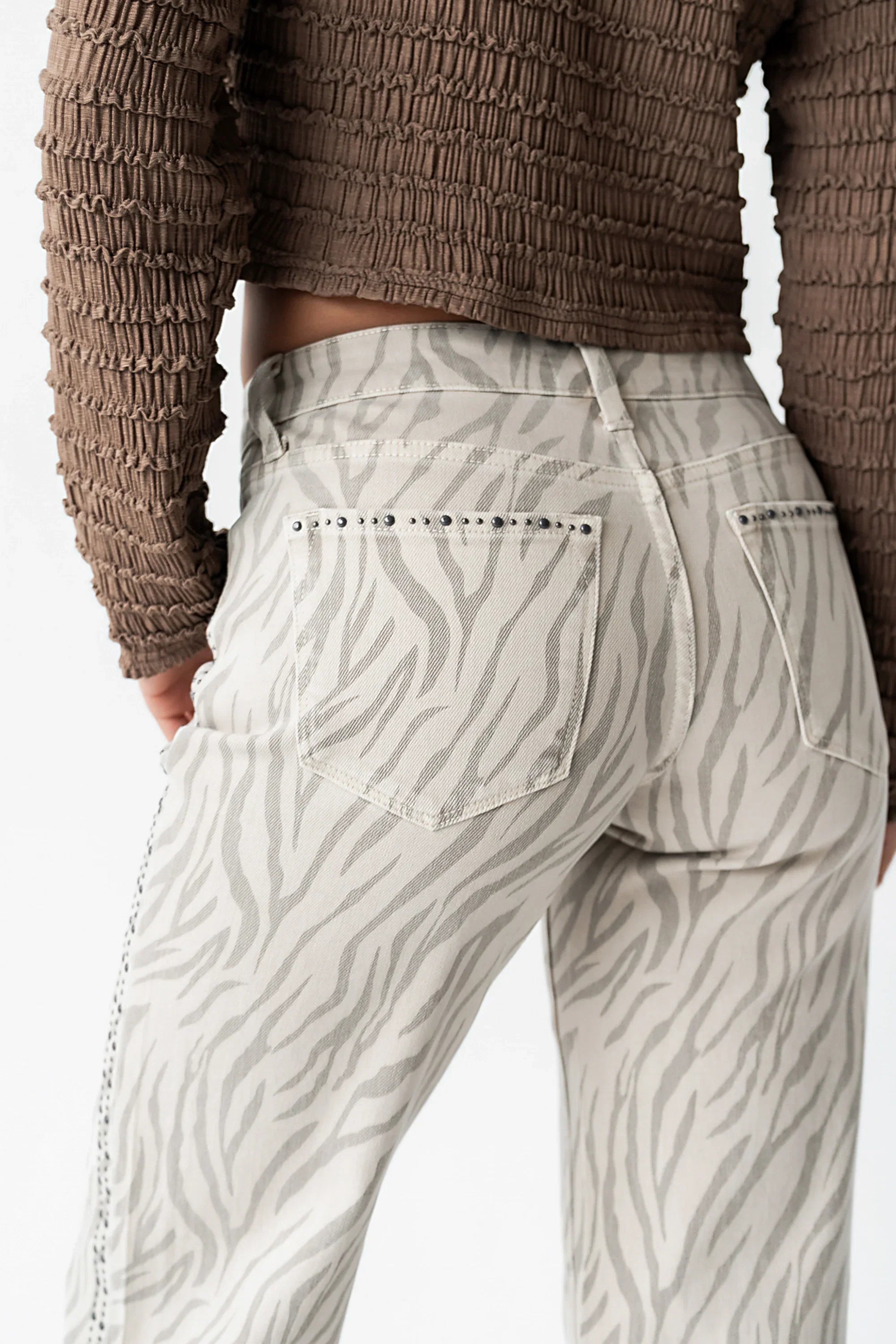Rony Straight Leg Jeans